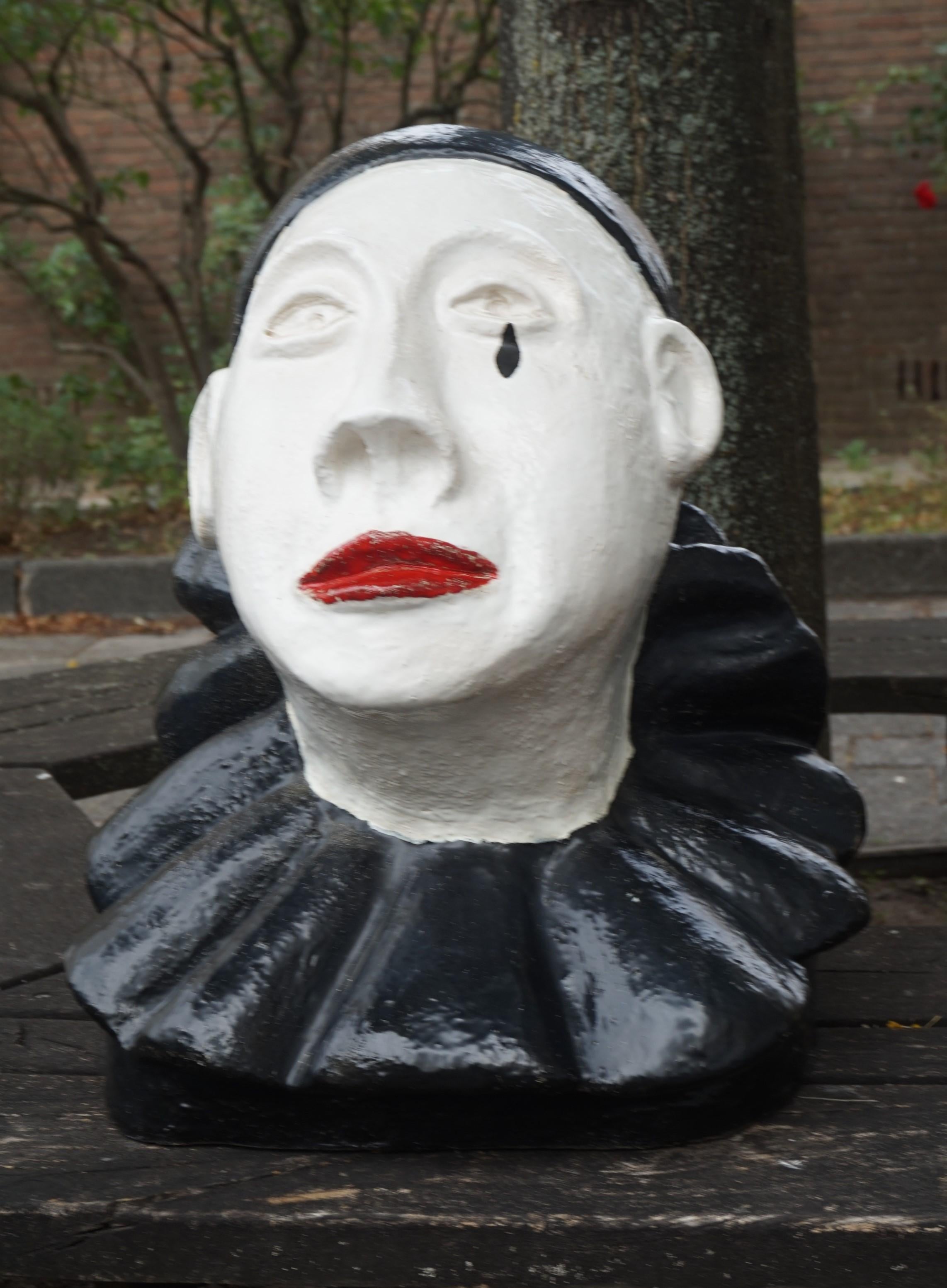 Large Handcrafted Glazed & Marked Midcentury Pierrot Bust / Pedrolino Sculpture For Sale 4