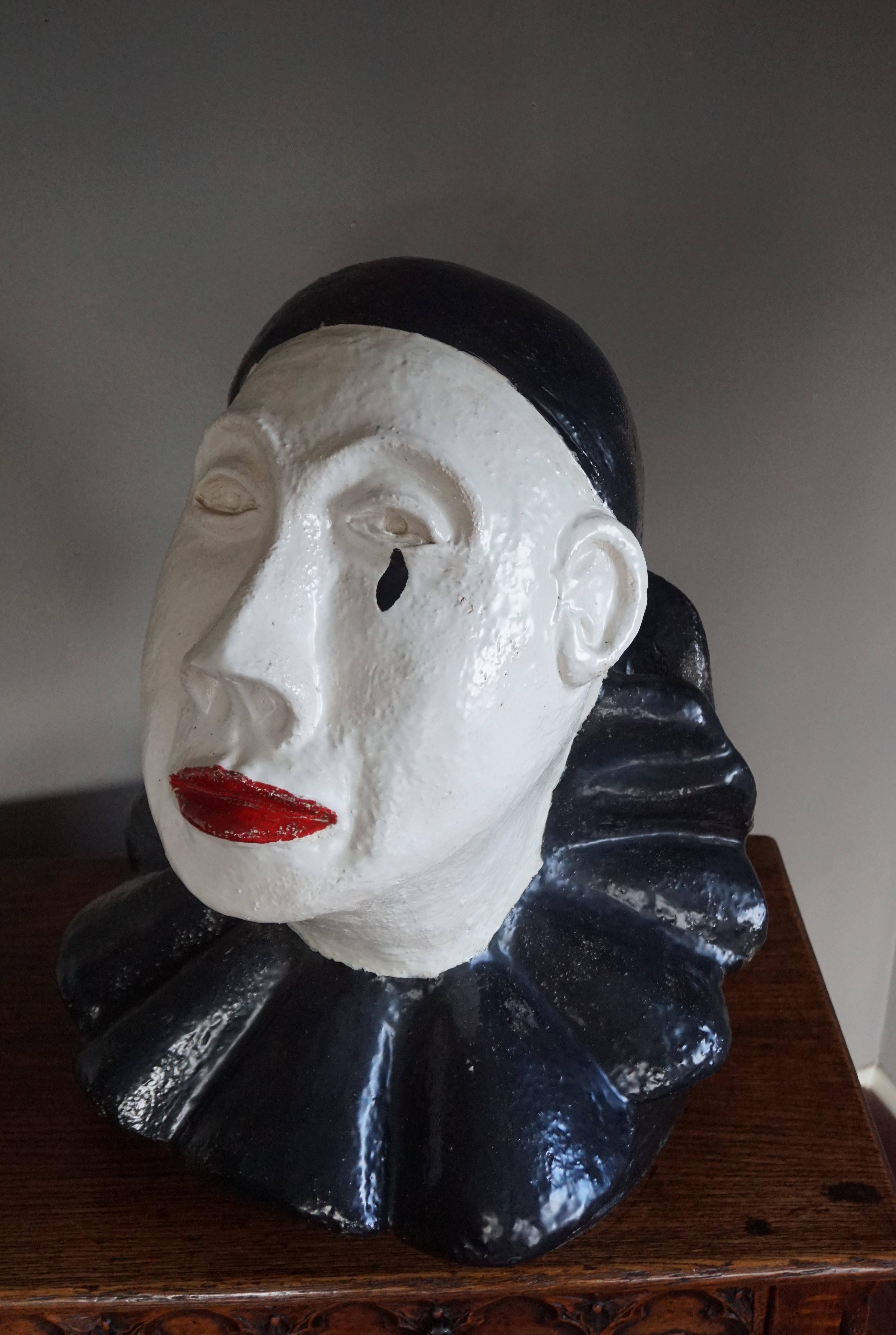 Large Handcrafted Glazed & Marked Midcentury Pierrot Bust / Pedrolino Sculpture For Sale 7