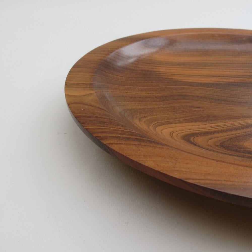 Large Hand Crafted Wooden Bowl in Goncala Alves For Sale 1