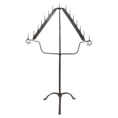 Großer handgeschmiedeter Kerzenhalter aus Eisen, gotischer Stil, Frankreich, CIRCA 1650