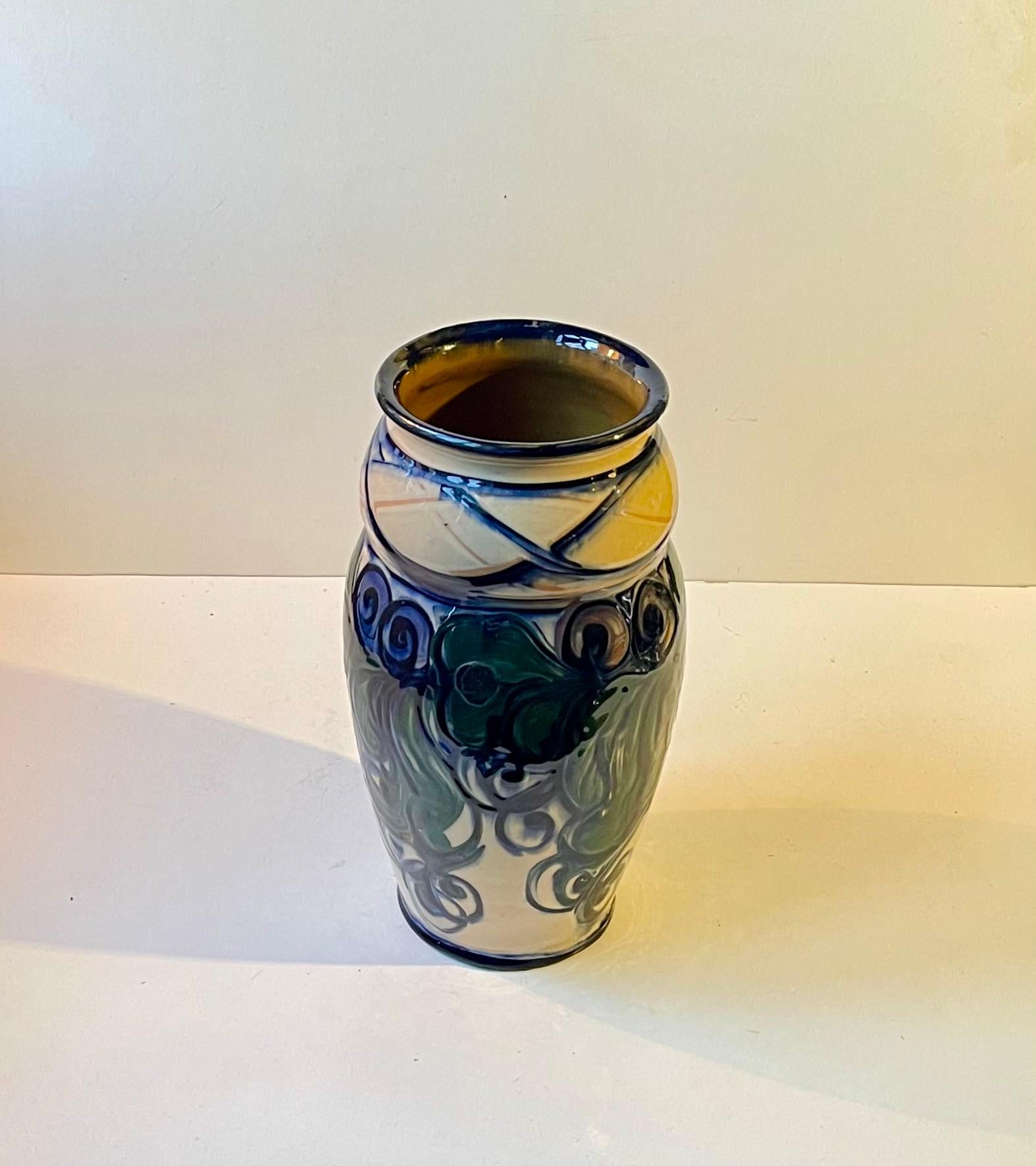 Jugendstil Grande vaso danese Art Nouveau smaltato a mano di Danico, anni '20 in vendita