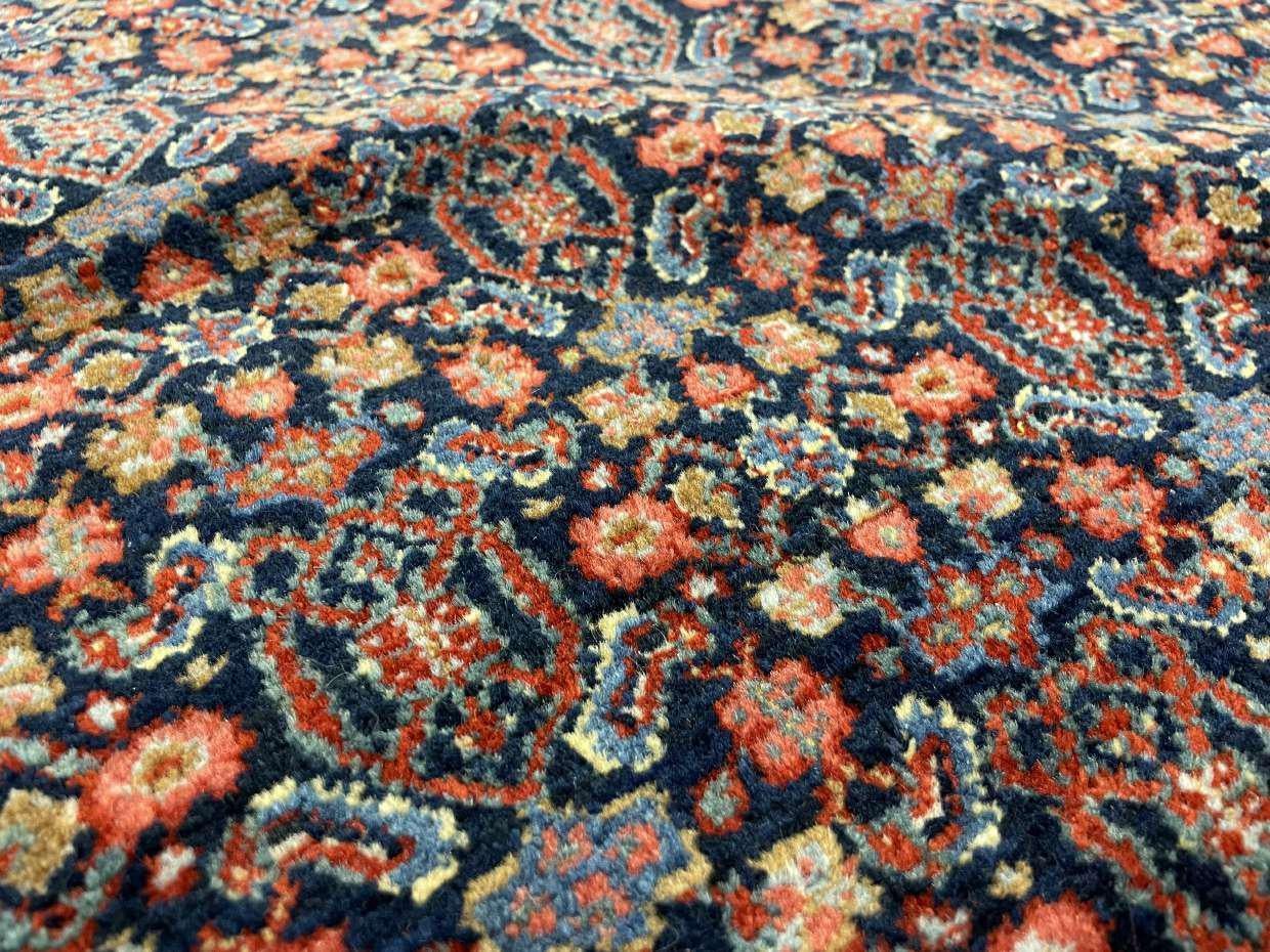 Großer handgeknüpfter kurdischer Bidjar-Teppich, Westasien, Rostwolle Wohnzimmerteppich im Angebot 11