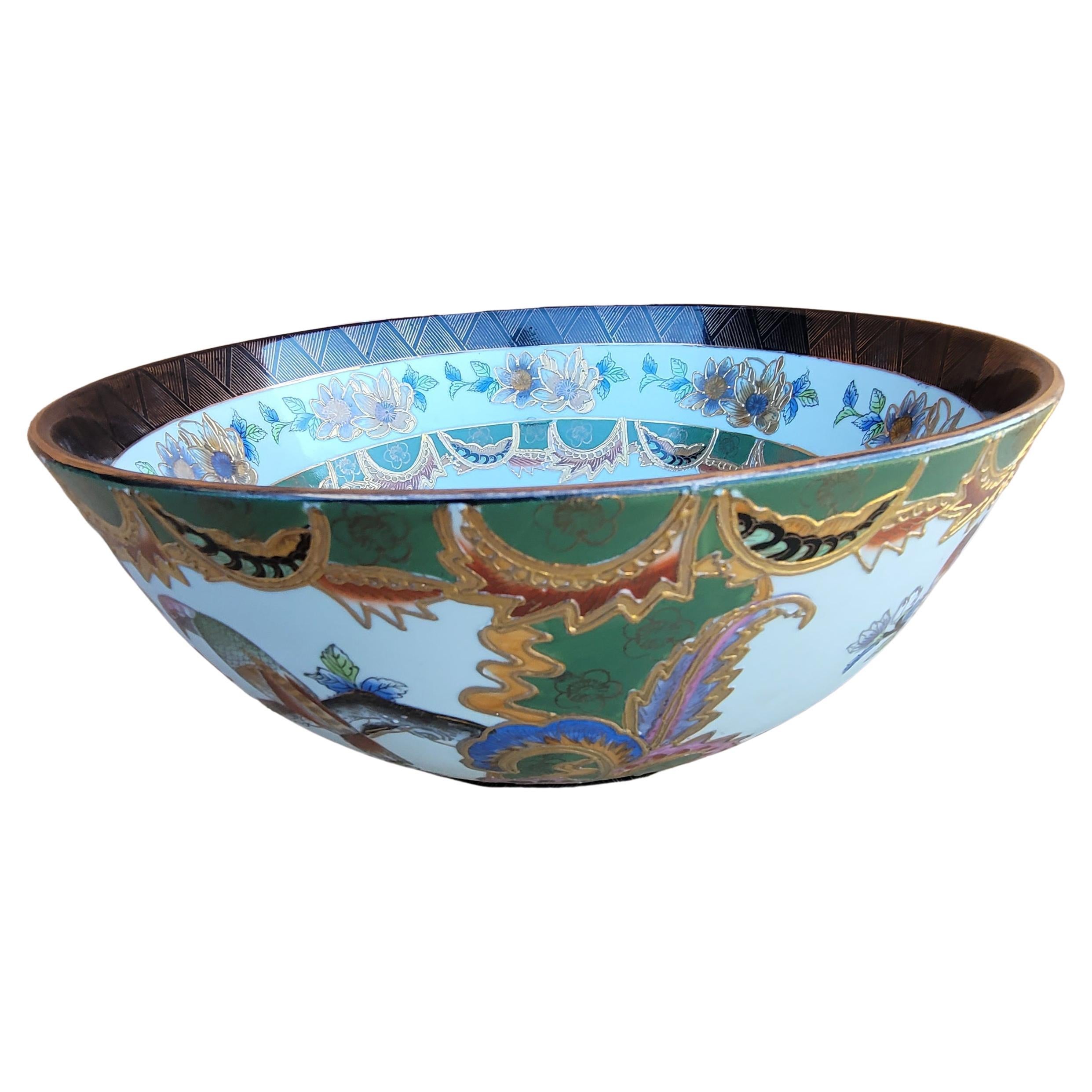 Ming Large Hand-Painted Chinese Enamel And Gilt Decorated Porcelain Bowl For Sale