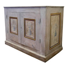 Grande armoire peinte à la main dans le sud de la France  Une belle peinture