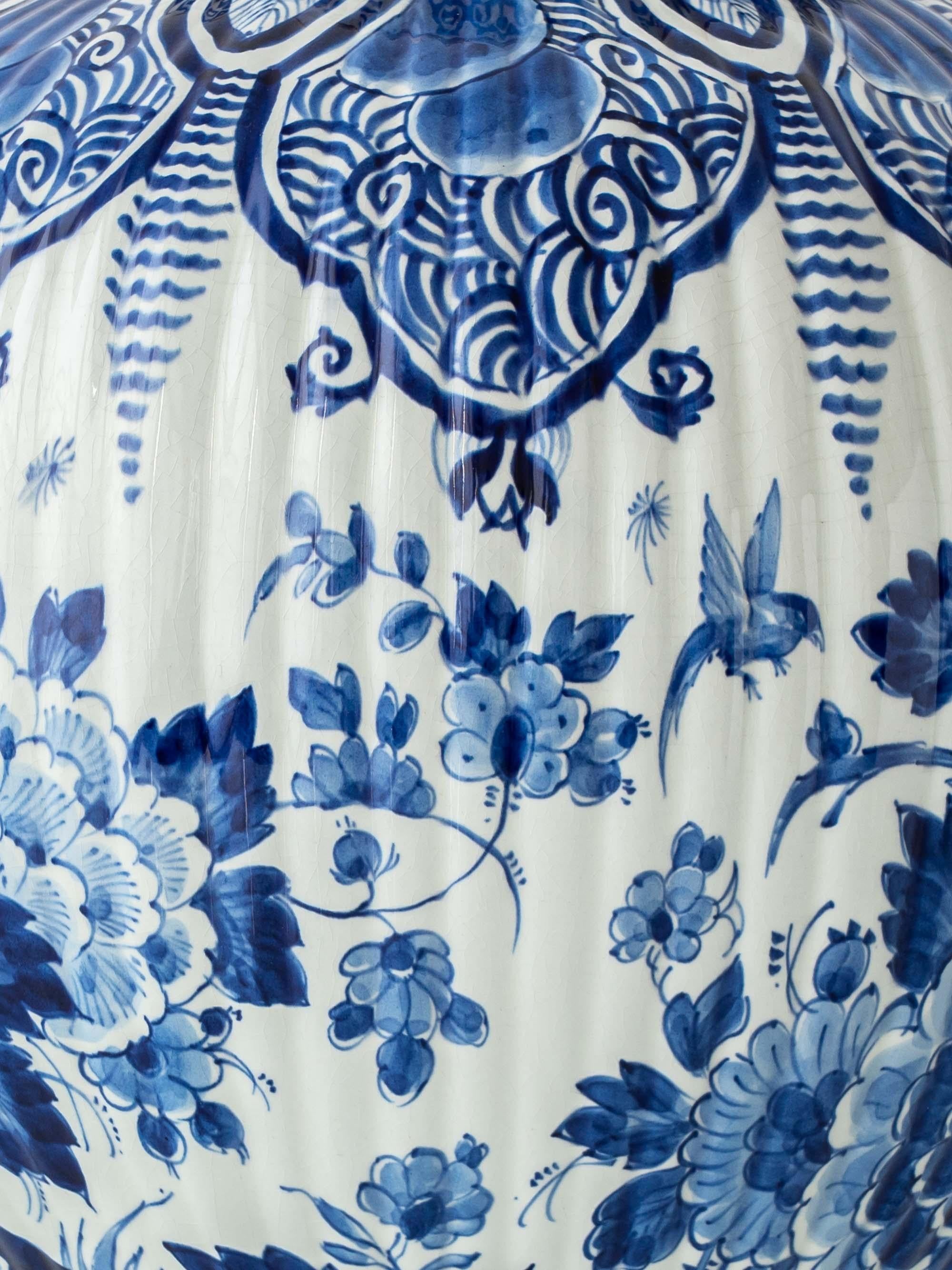 Large Hand-Painted Dutch Delft Blue and White Ceramic Peacock Table Lamp, 1961 For Sale 4