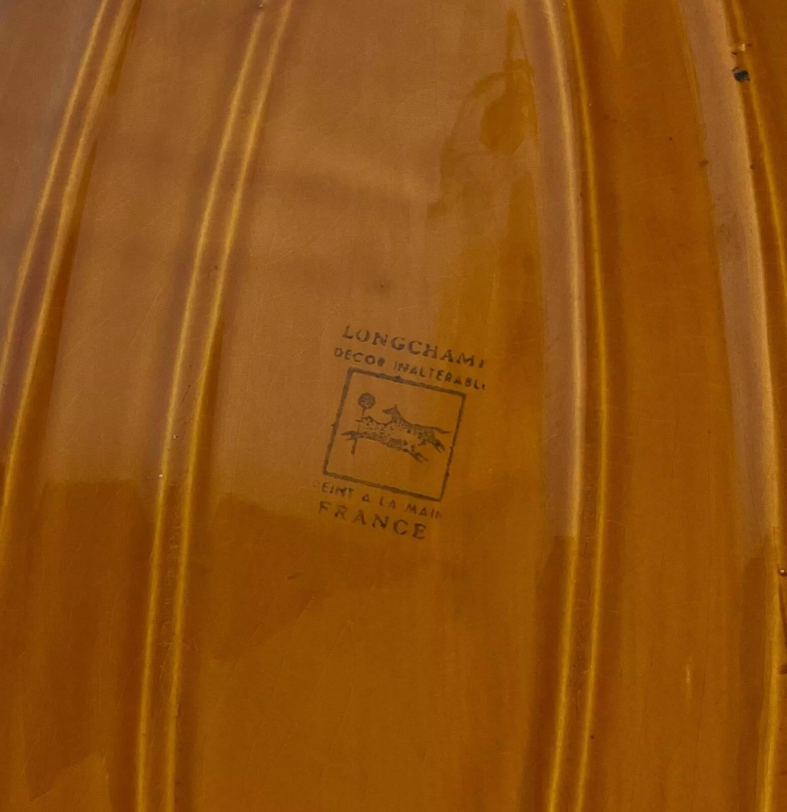 20ième siècle Grand plat à poisson Longchamp peint à la main - émail et glaçure craquelée - 2Y458 en vente