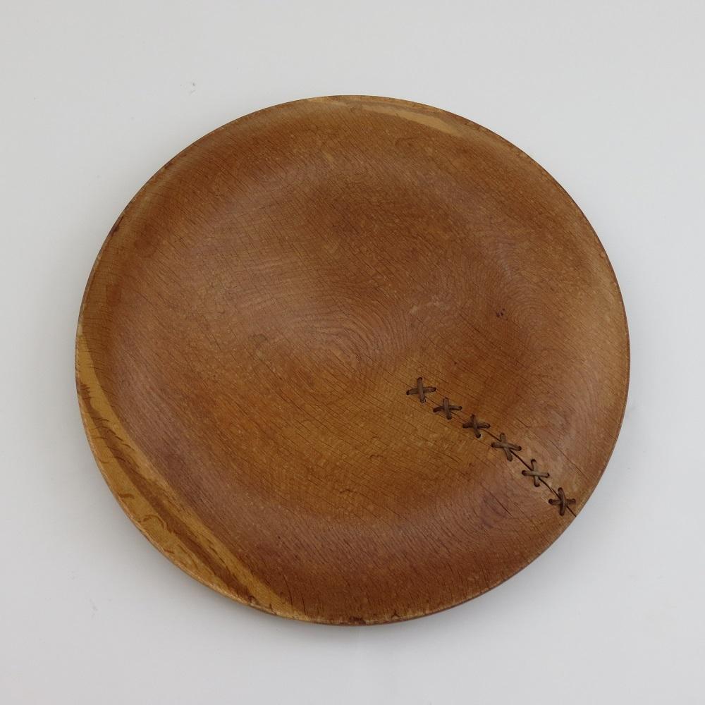 Large Hand Produced Oak Bowl with Leather Detail Stitching In Good Condition For Sale In Stow on the Wold, GB