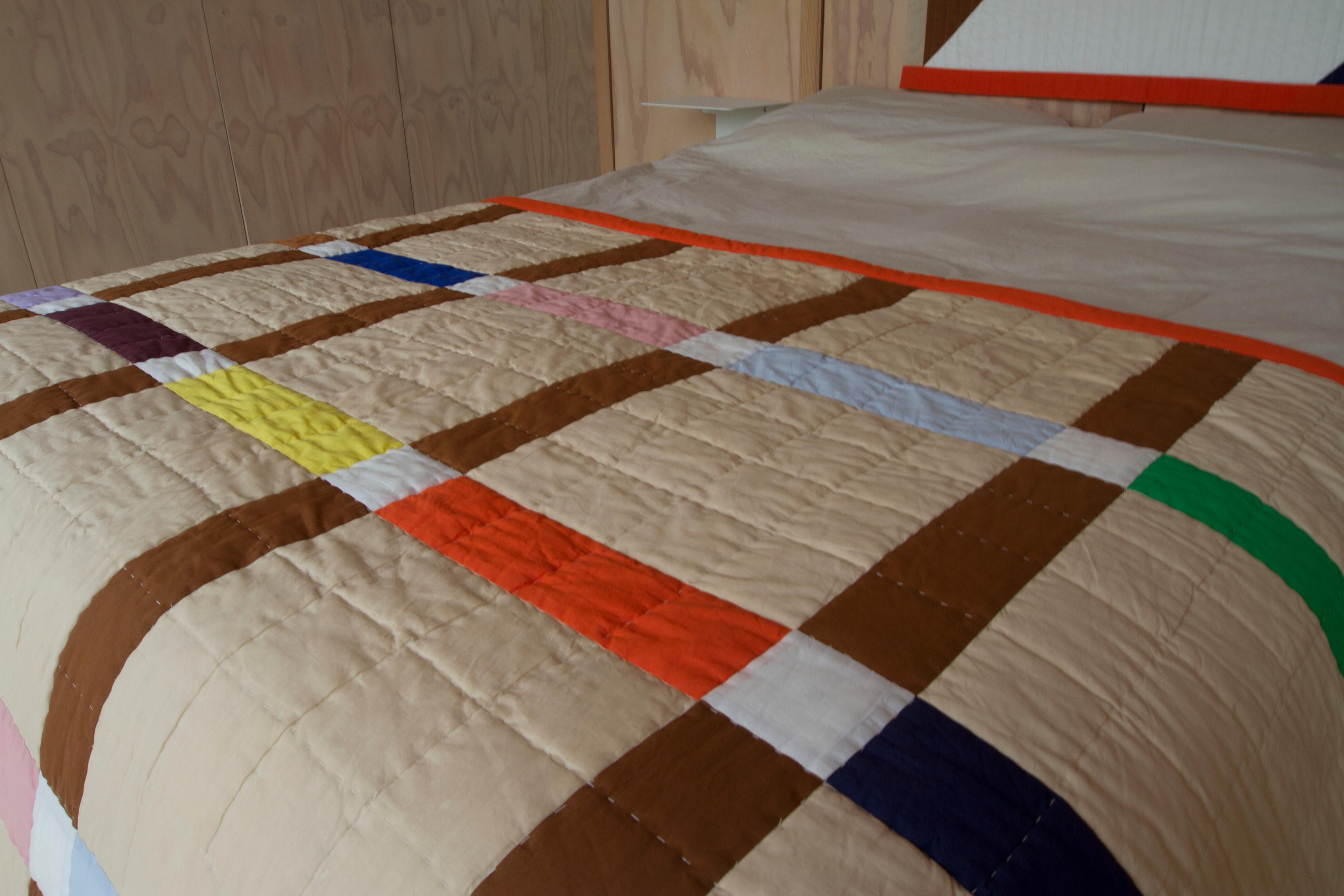 Organic Modern Large hand quilted patchwork bed quilt made from organic cotton For Sale