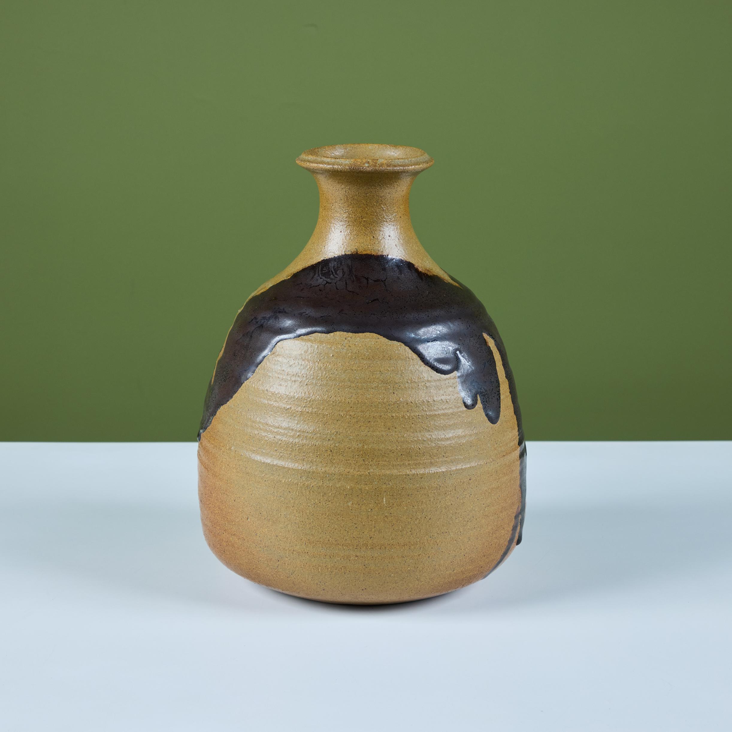 XX secolo Vaso grande in gres fatto a mano con smalto a goccia in vendita