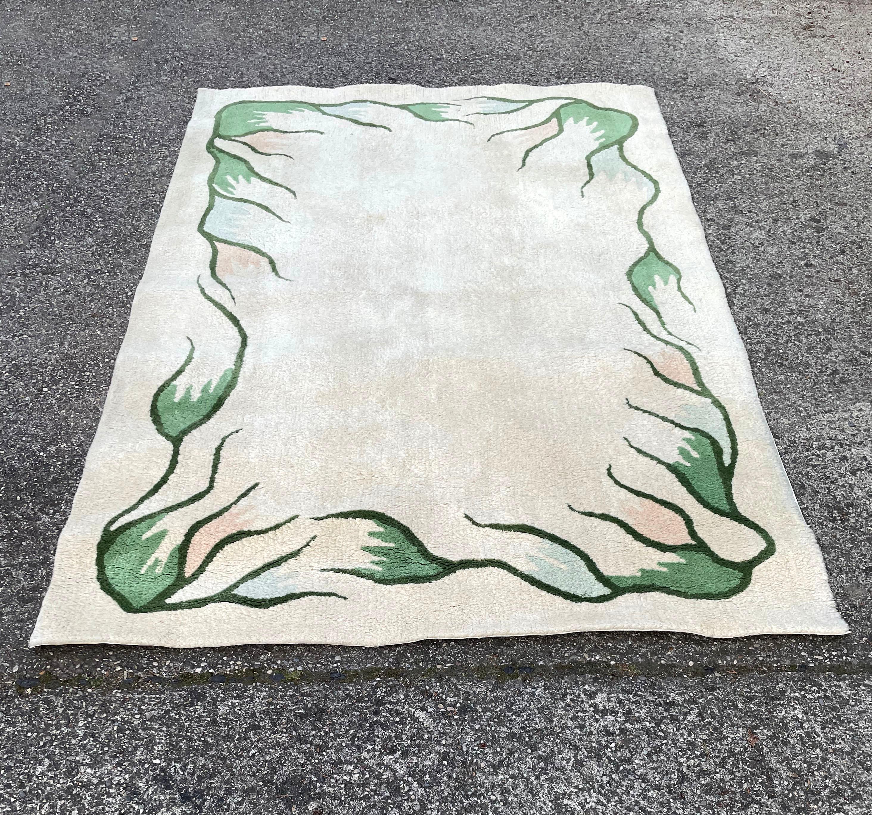 Large Hand Tufted Floral 100% Wool Rug Art Deco Mid Century, ca 1960s For Sale 4