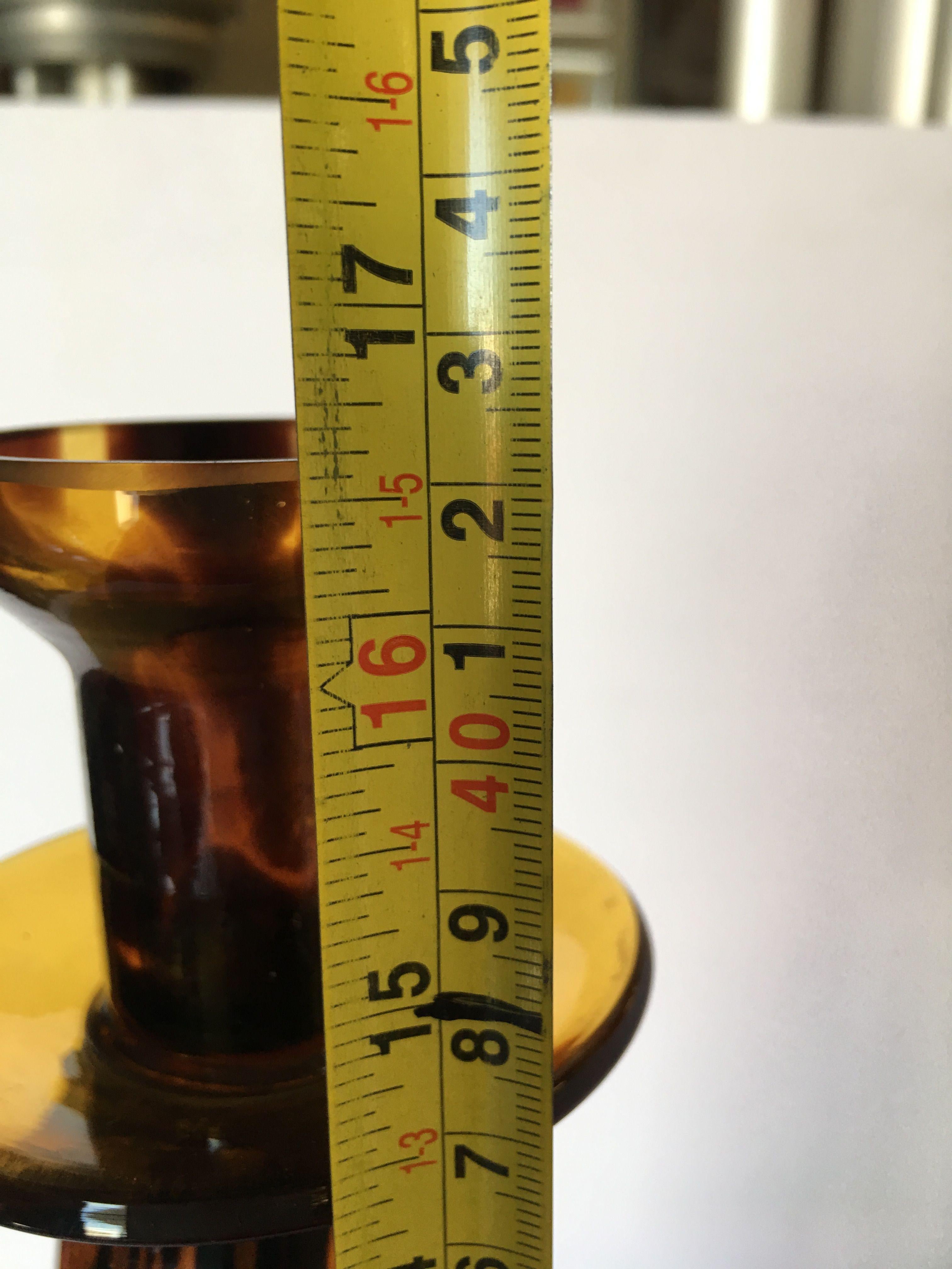 Großer mundgeblasener Kerzenständer aus Bernstein-Muranoglas im Angebot 2