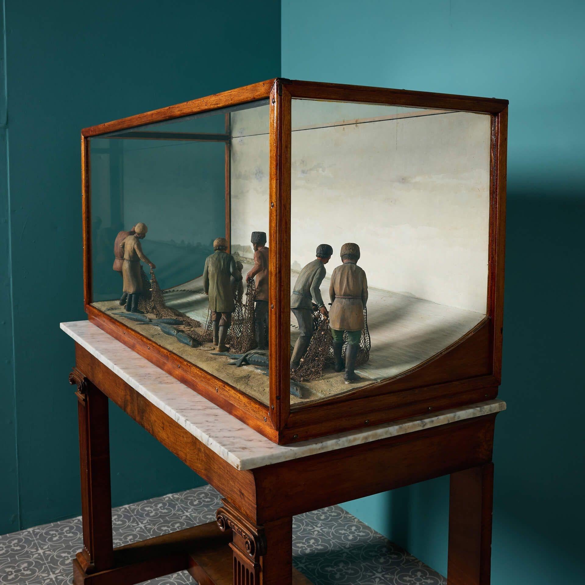20ième siècle Grand Diorama nautique sculpté à la main de la Romanoff Caviar Co. en vente
