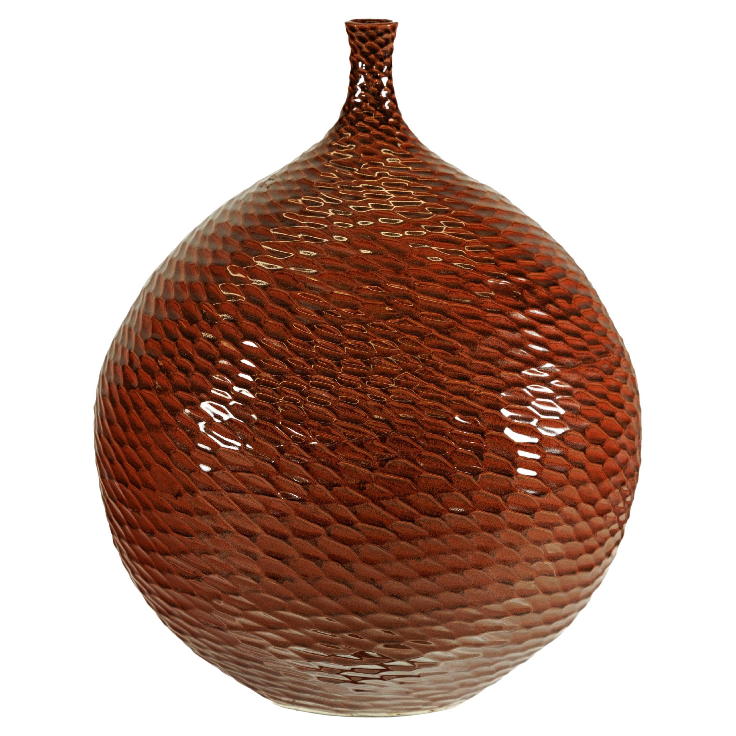 Gran Jarrón de Cerámica Artesanal con Textura de Panal Marrón Brillante en venta