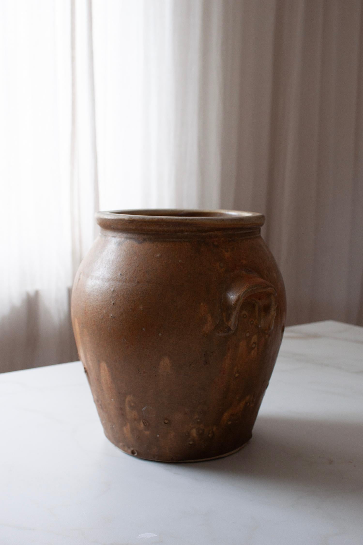Gran Olla Artesanal de Cerámica Francesa con Esmalte Marrón Mate Provincial francés en venta