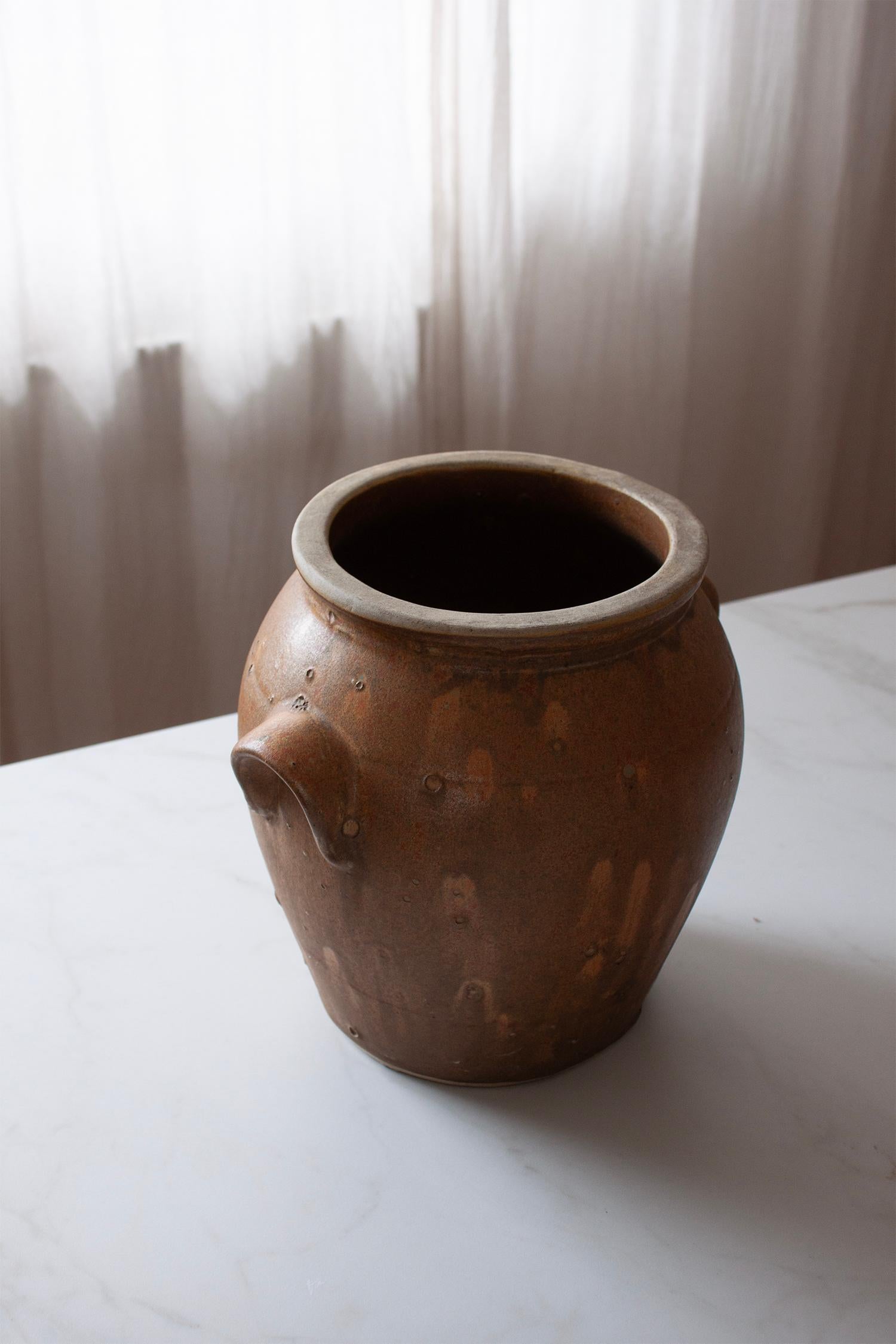 Gran Olla Artesanal de Cerámica Francesa con Esmalte Marrón Mate en Bueno estado para la venta en Rümmingen, BW