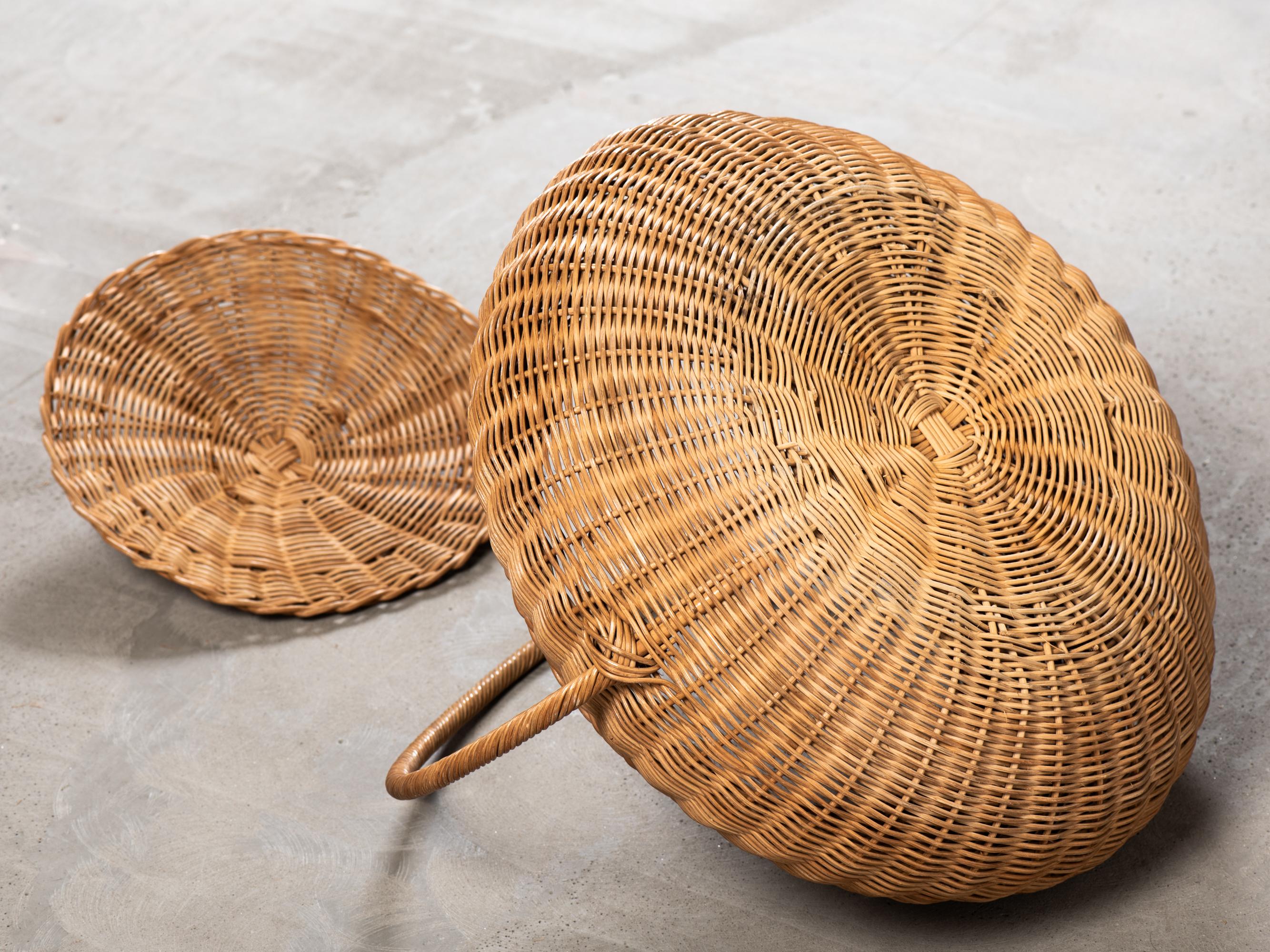 Gran cesta artesanal tejida con tapa de Artek, Finlandia, años 50 en venta 8