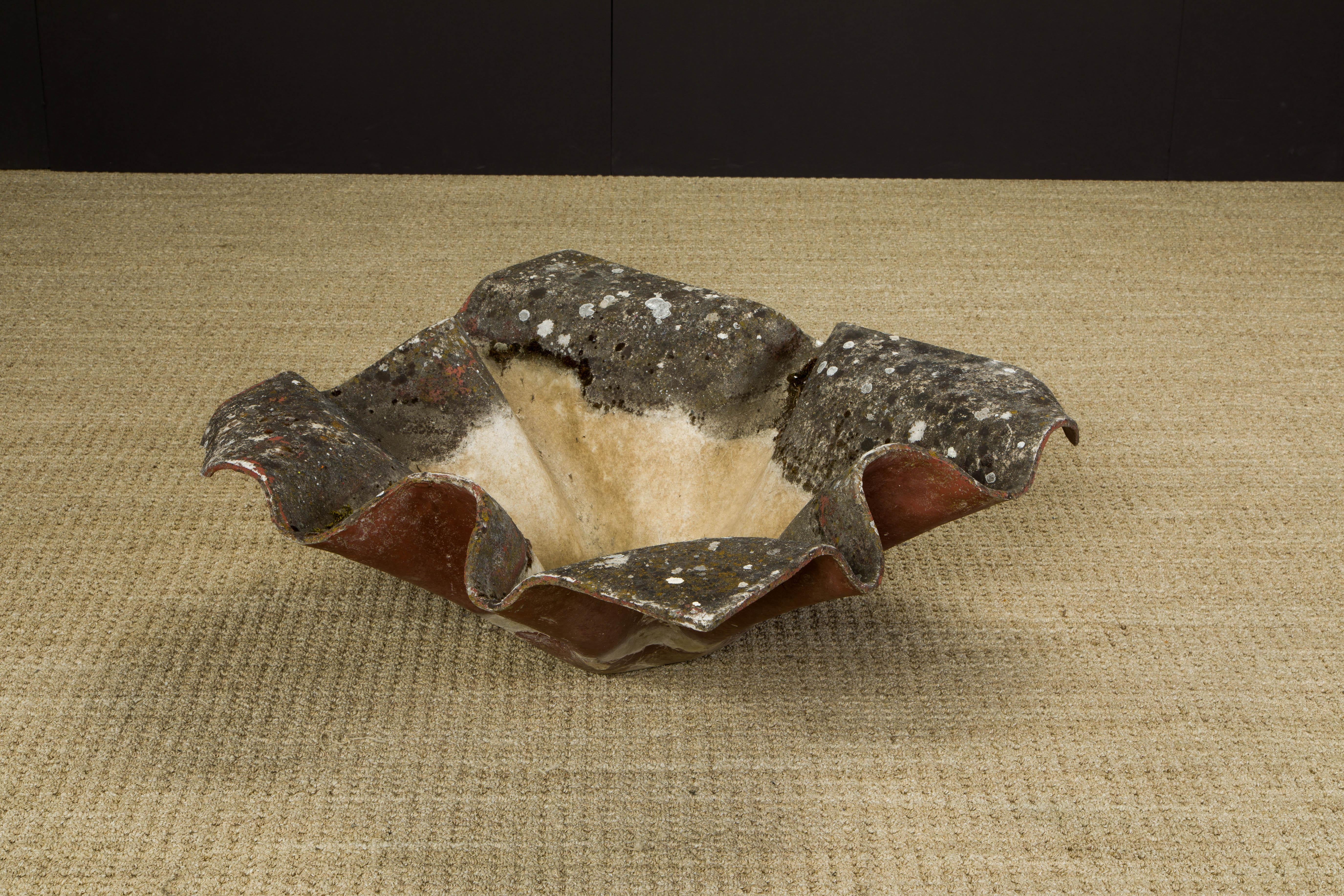 Large 'Handkerchief' Concrete Planter by Willy Guhl for Eternit, c. 1968 For Sale 1