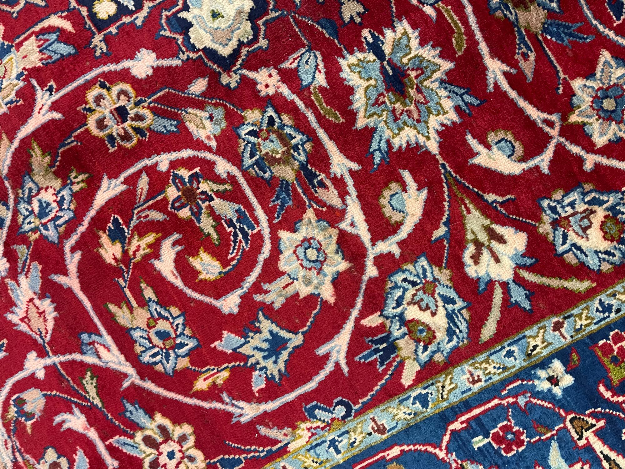 Großer handgefertigter traditioneller roter orientalischer Teppich aus Wolle 256 x 365 cm im Angebot 4