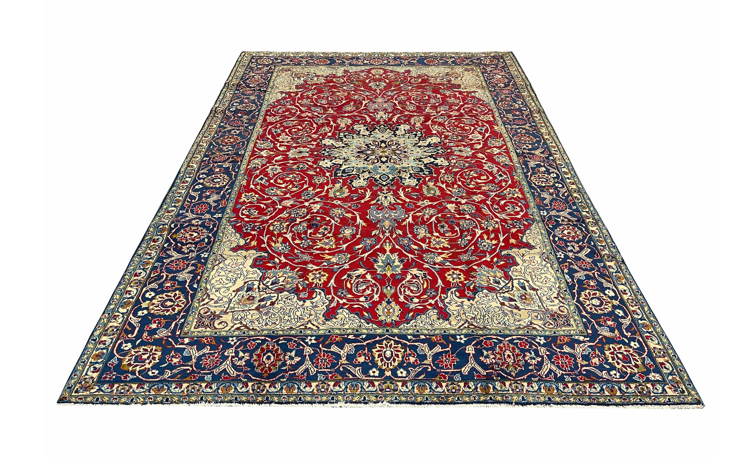 Großer handgefertigter traditioneller roter orientalischer Teppich aus Wolle 256 x 365 cm (Moderne der Mitte des Jahrhunderts) im Angebot