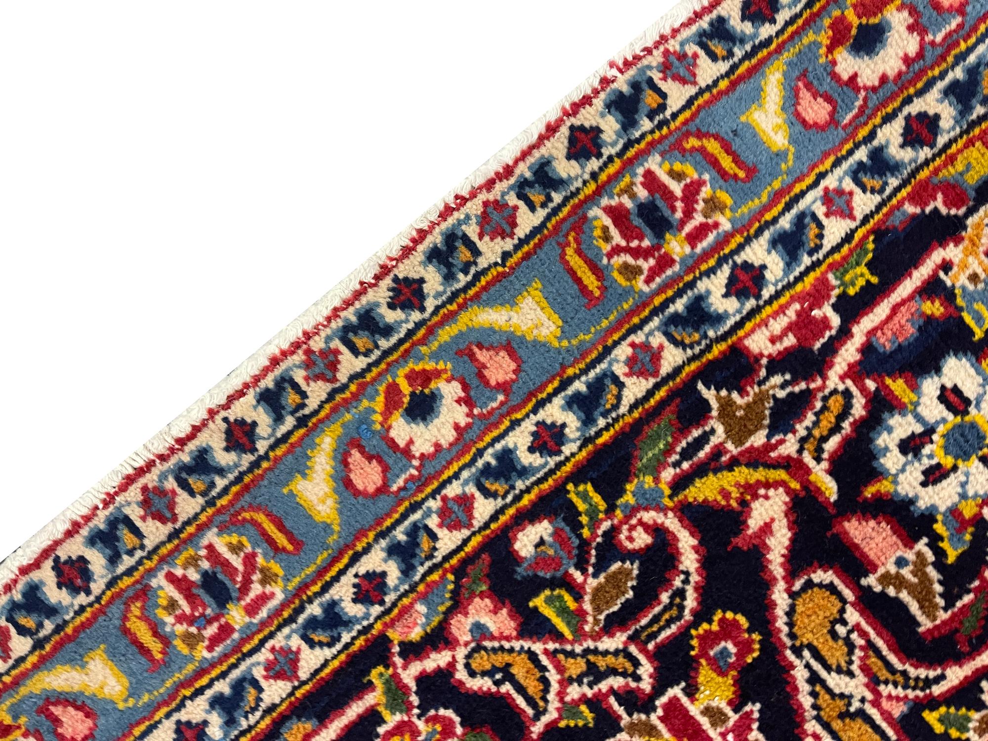 Großer handgefertigter traditioneller roter Orientteppich aus Wolle 216 x 321 cm im Angebot 3