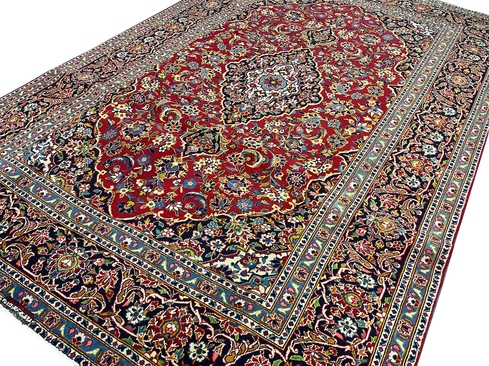 Mid-Century Modern Large Handmade Carpet Traditional Red Wool Oriental Rug 216 x 321 Cm For Sale