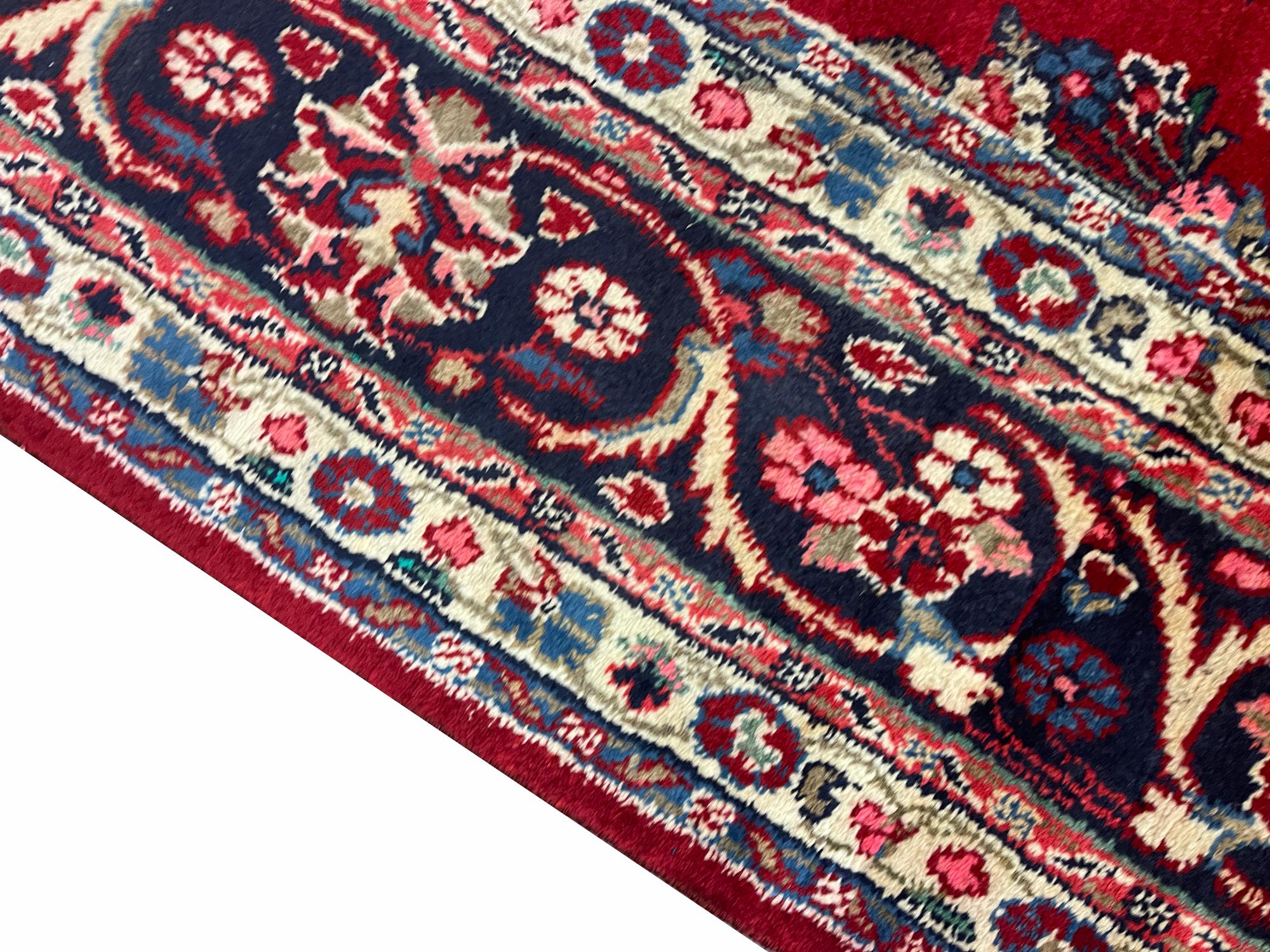 Late 20th Century Large Handmade Carpet Traditional Red Wool Oriental Rug  For Sale