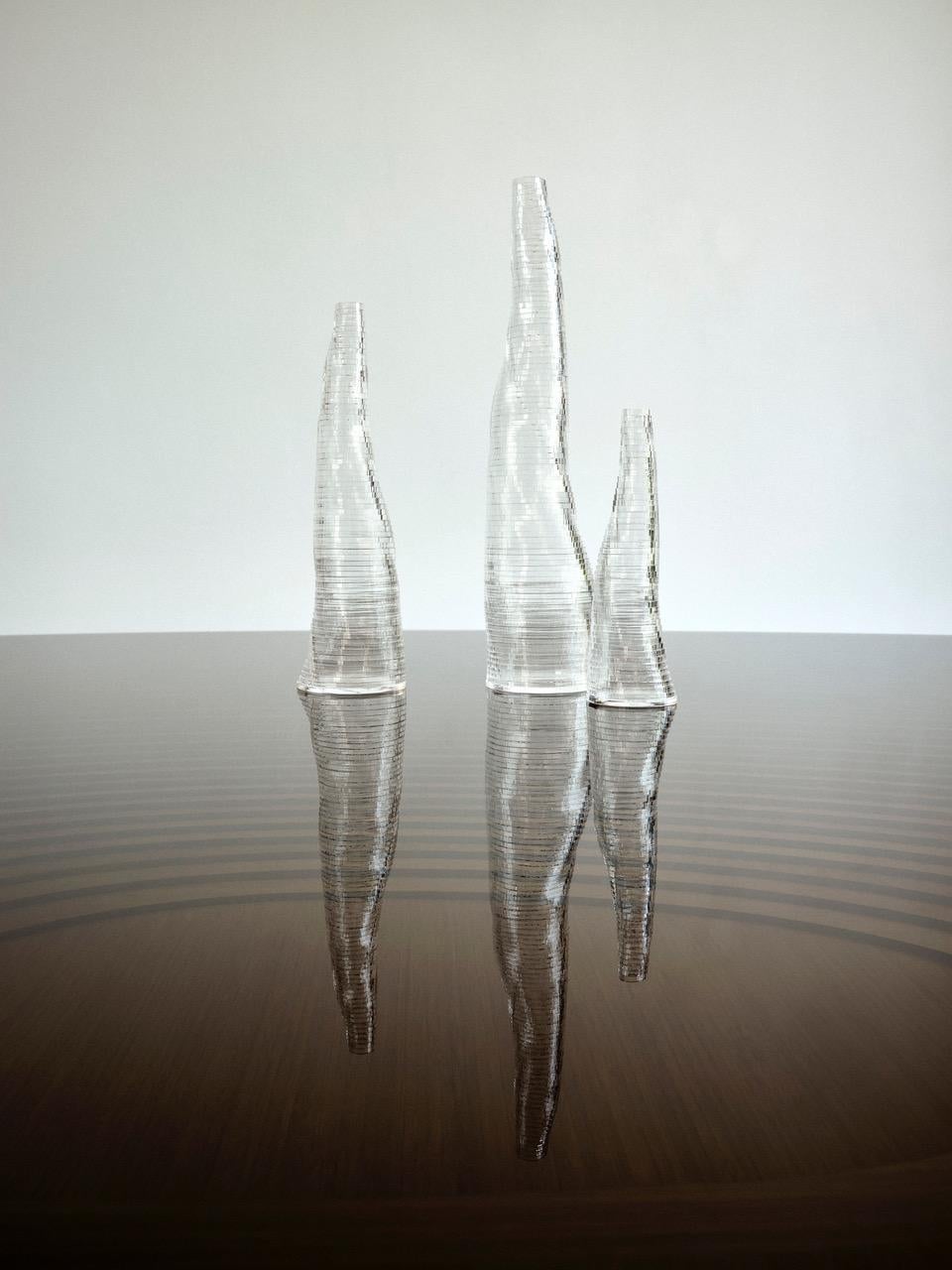 Vaso grande in acrilico Stratum Tempus antracite fatto a mano di Daan De Wit In condizioni Nuovo in vendita a Geneve, CH