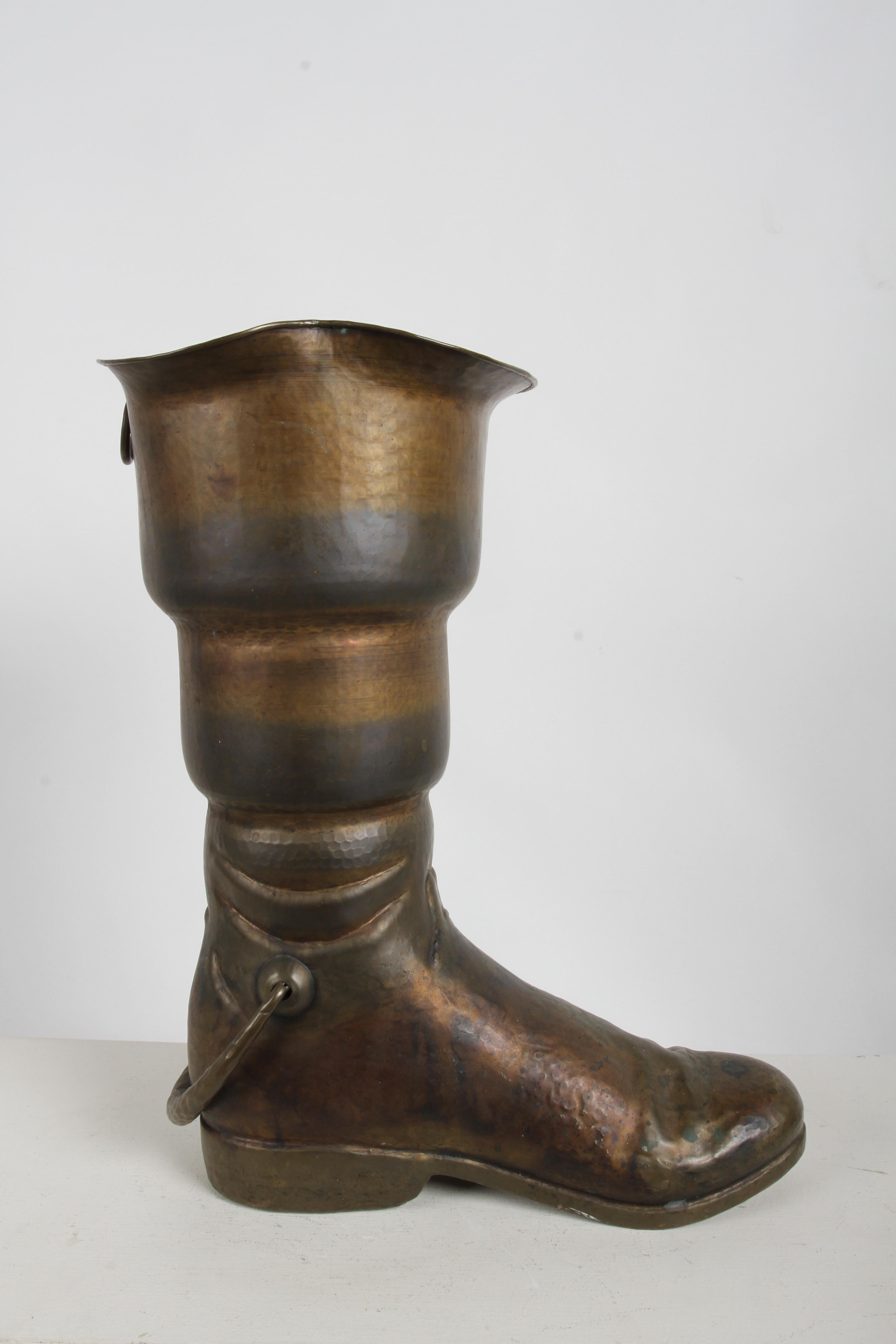 Grand porte-parapluie ou porte-canne italien des années 1950 - Patine laiton vieillie - -... en vente 7