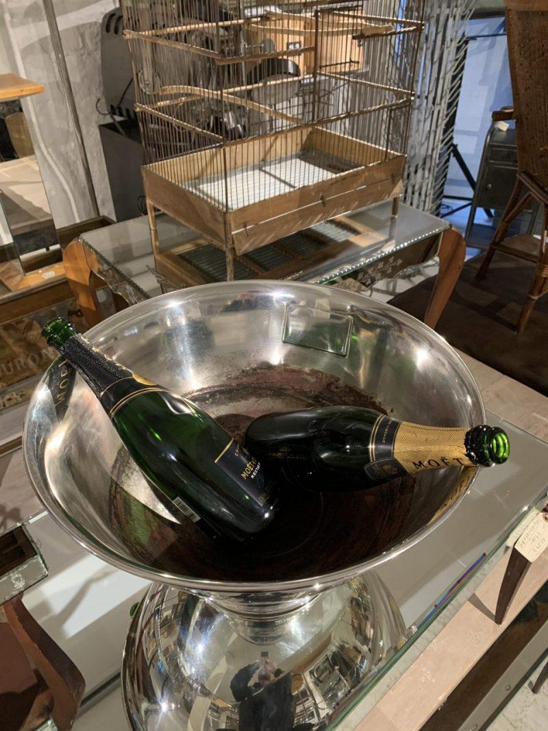 Großer, hübscher, brutaler Louise Pommery-Champagnerkühler im Zustand „Gut“ im Angebot in Copenhagen K, DK