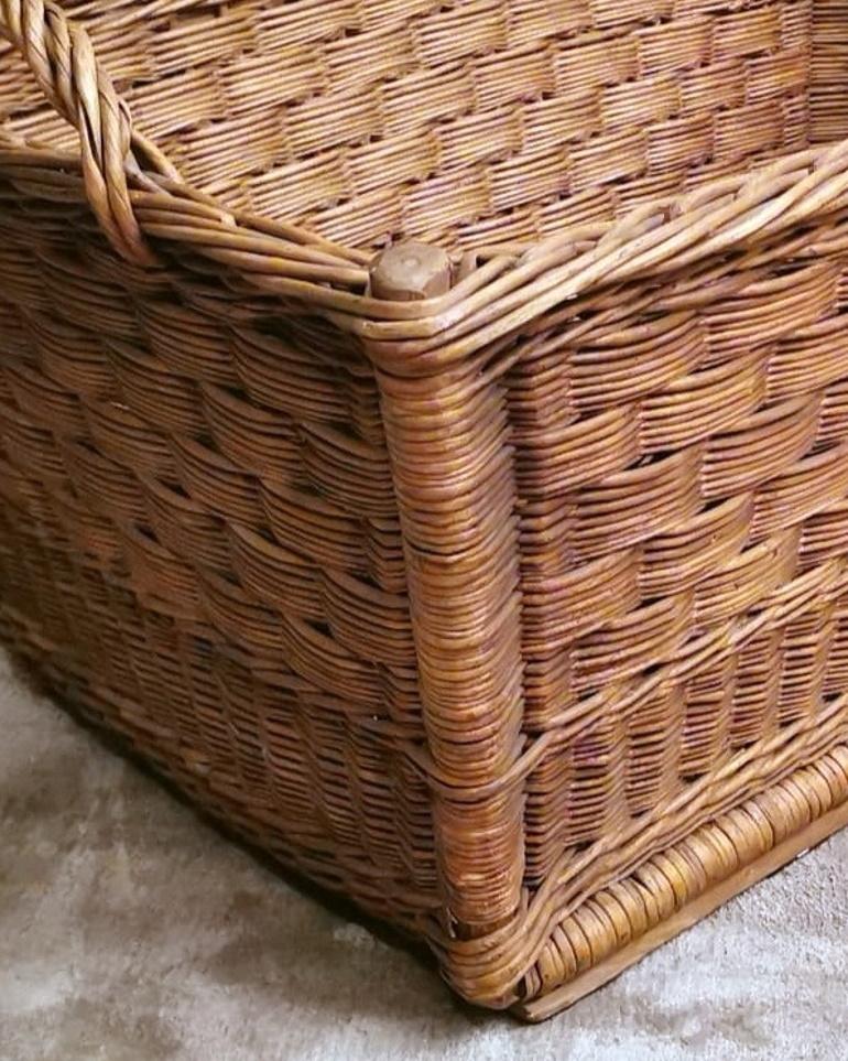 Large Handwoven French Wicker Bread Basket 6