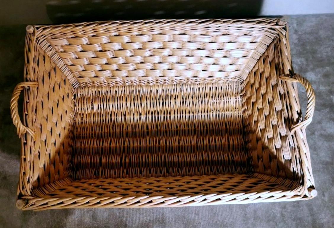 Country Large Handwoven French Wicker Bread Basket