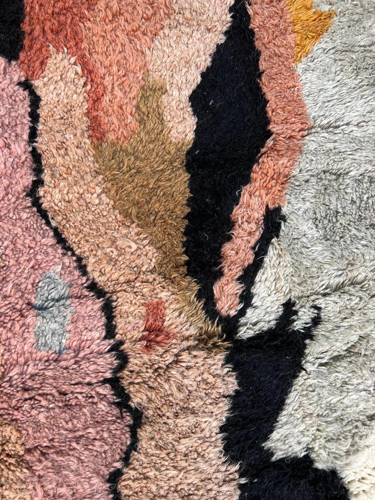 Large Handwoven Neutral Modern Moroccan Wool Beni M'Rirt Rug w/ Pastel Design For Sale 2