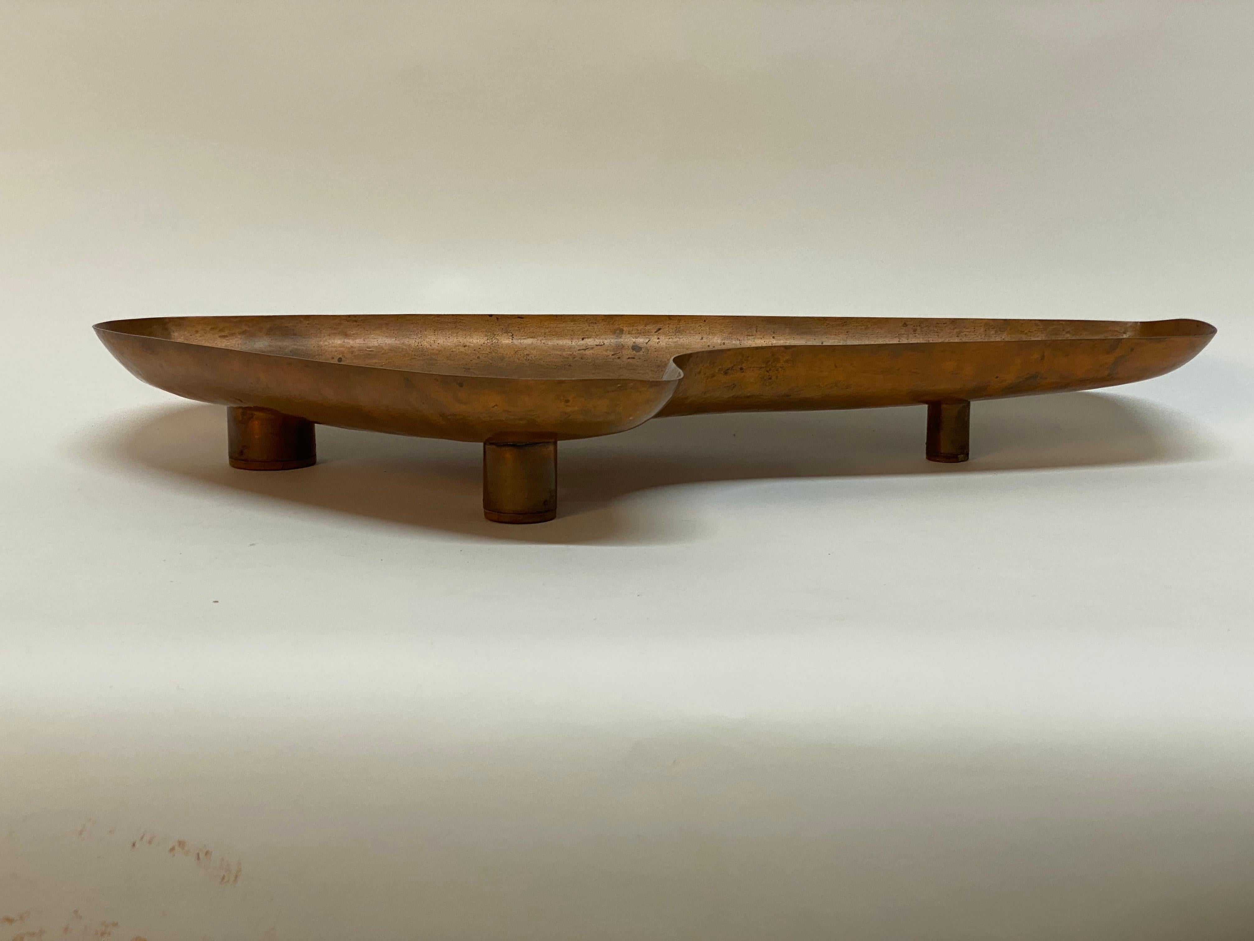 Large Handwrought Mid Century Modern Copper Footed Boomerang Catchall 5