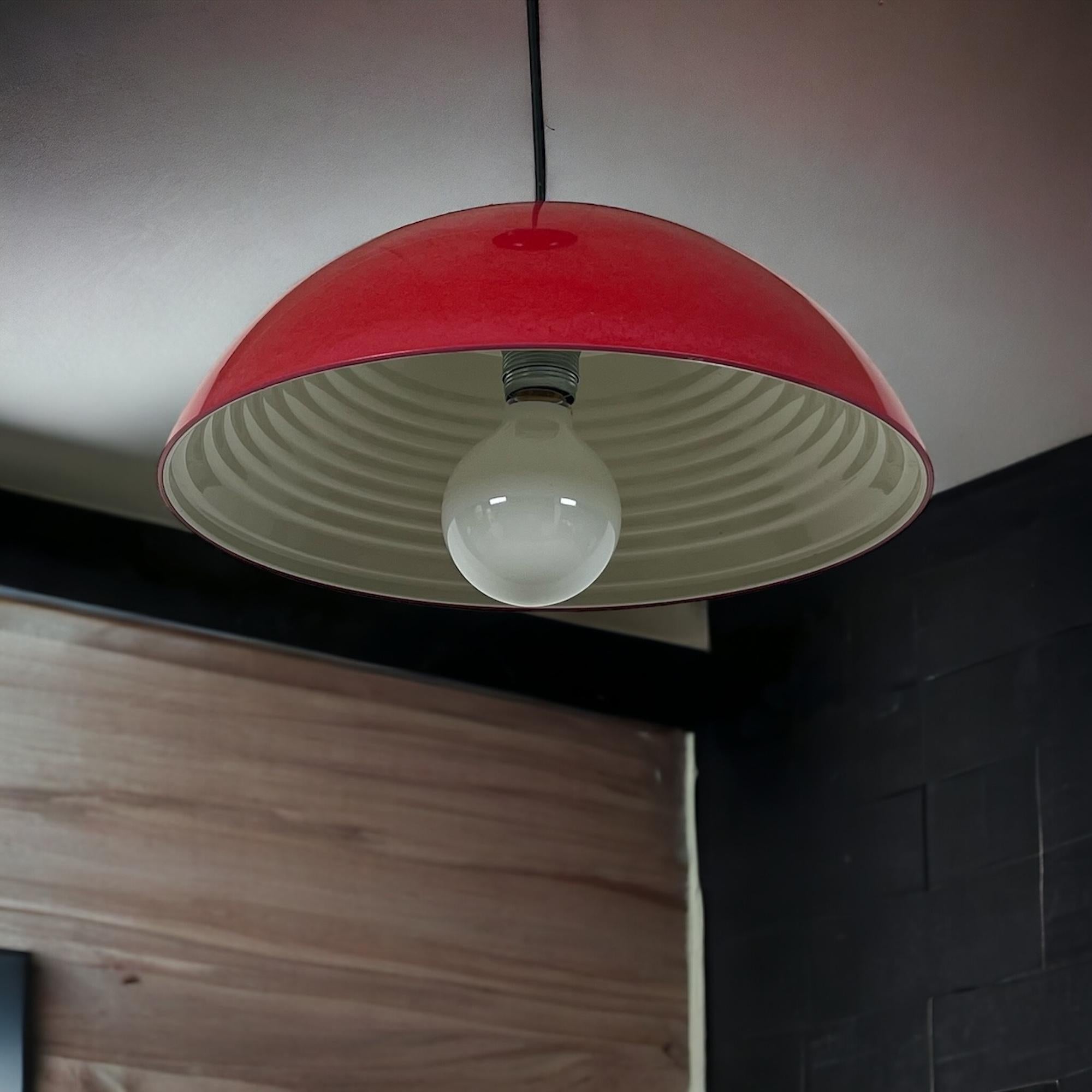 Large Hanging Lamp Martinelli Luce ‘Coupe 1835'’ in Glossy Red, 1970s in vendita 1