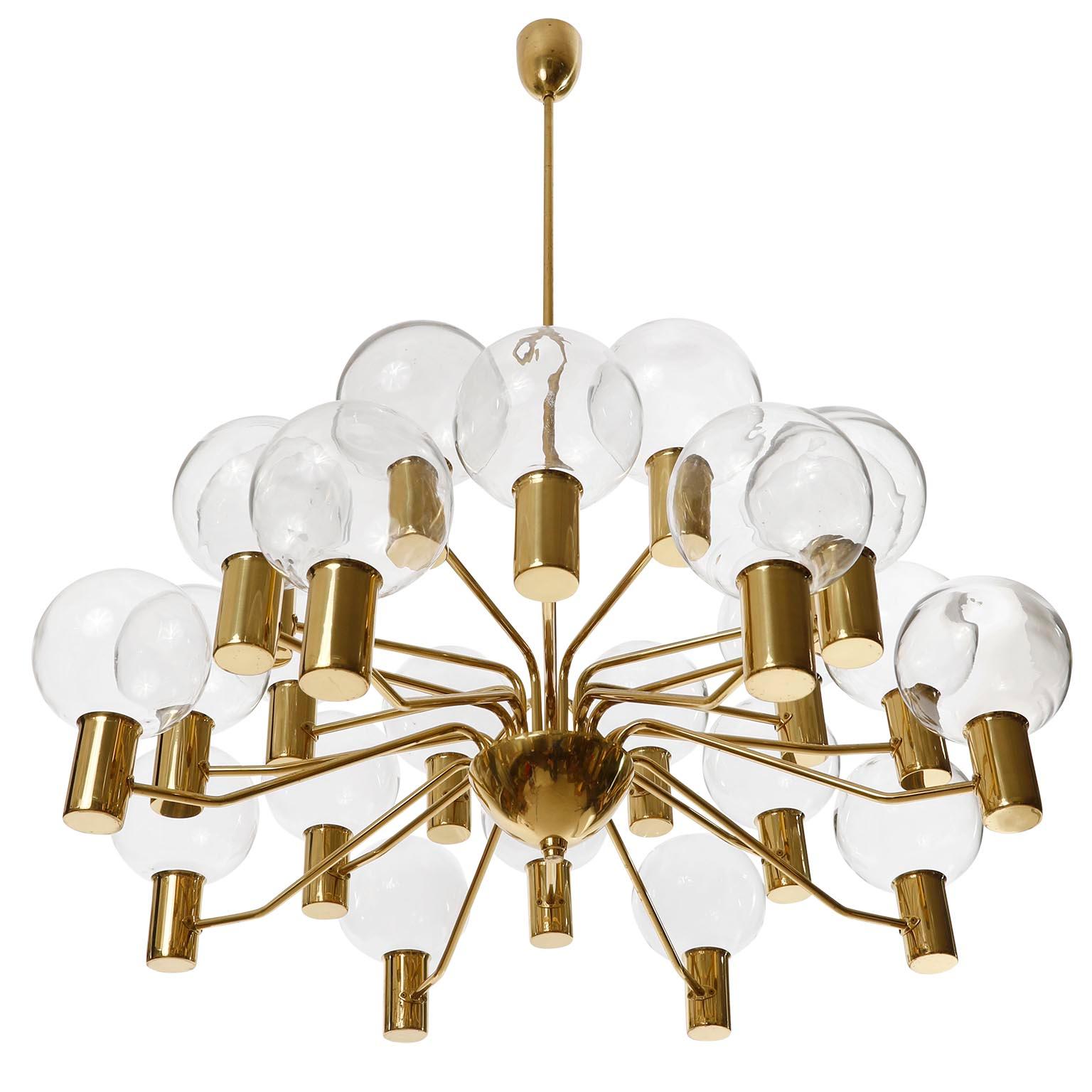 Swedish Large Hans-Agne Jakobsson 'Patricia T372/24' Chandelier, Markaryd, Sweden 1960s For Sale