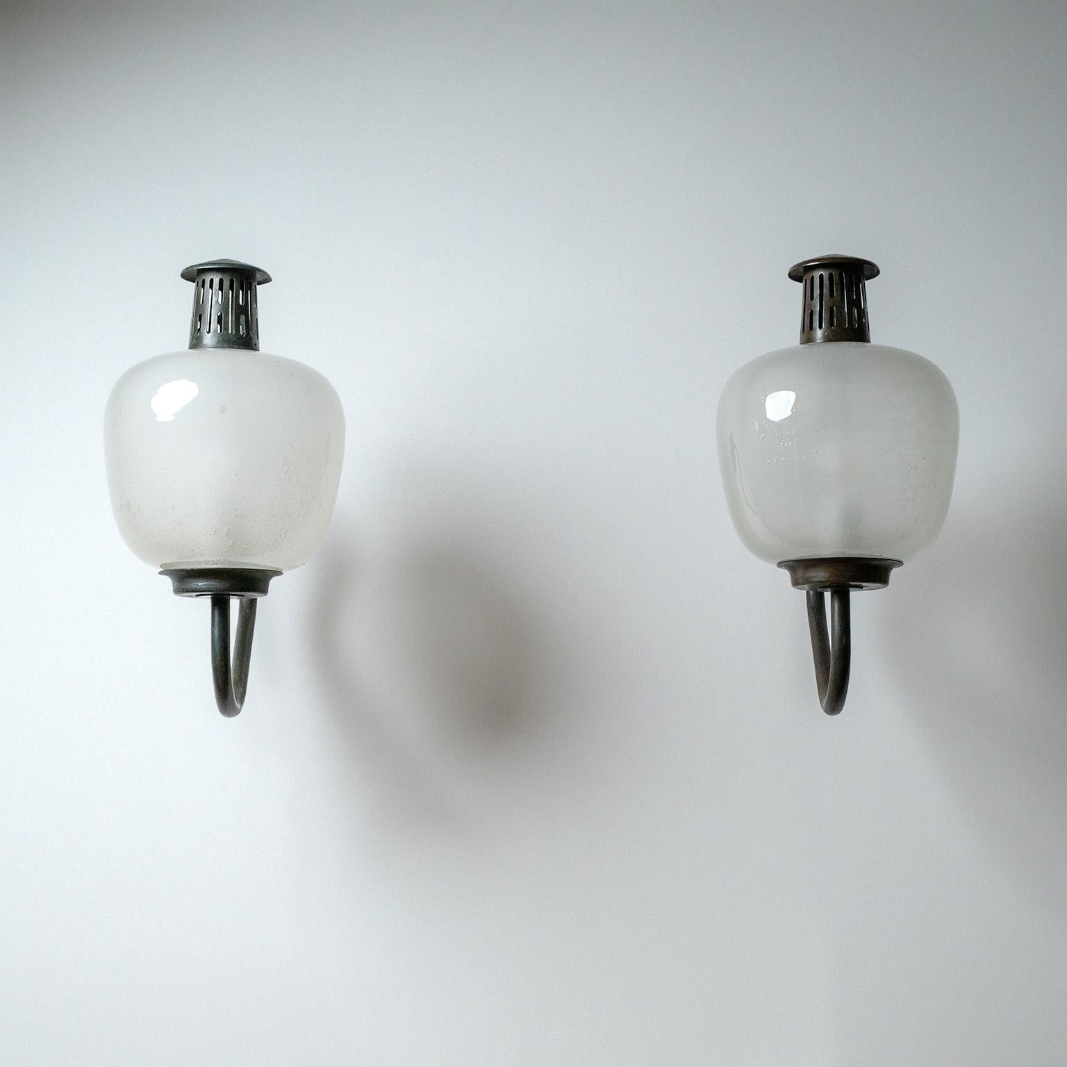 Cuivre Grandes appliques en cuivre de Hans Bergström, années 1940 en vente