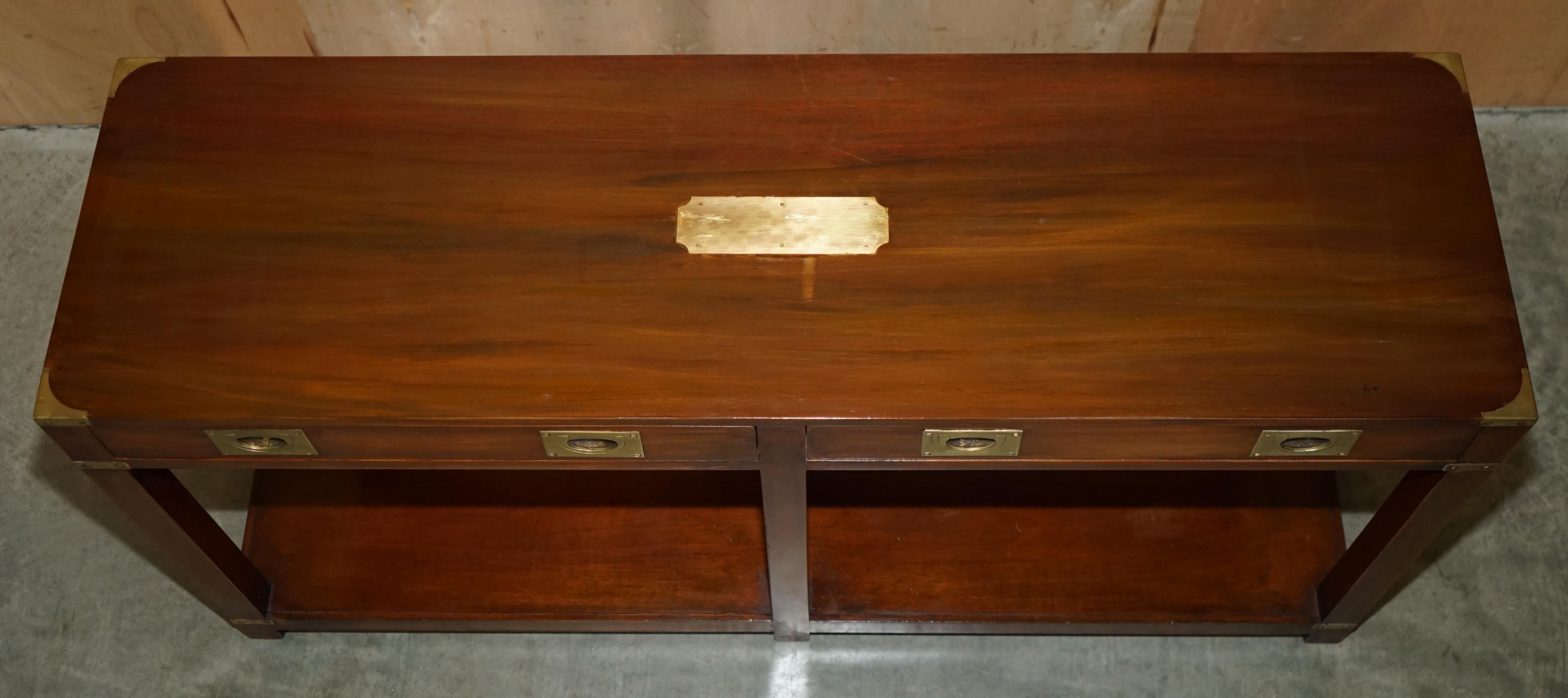 LARGE HARRODS LONDON REH KENNEDY MiLITARY CAMPAIGN TWO DRAWER CONSOLE TABLE In Good Condition In West Sussex, Pulborough