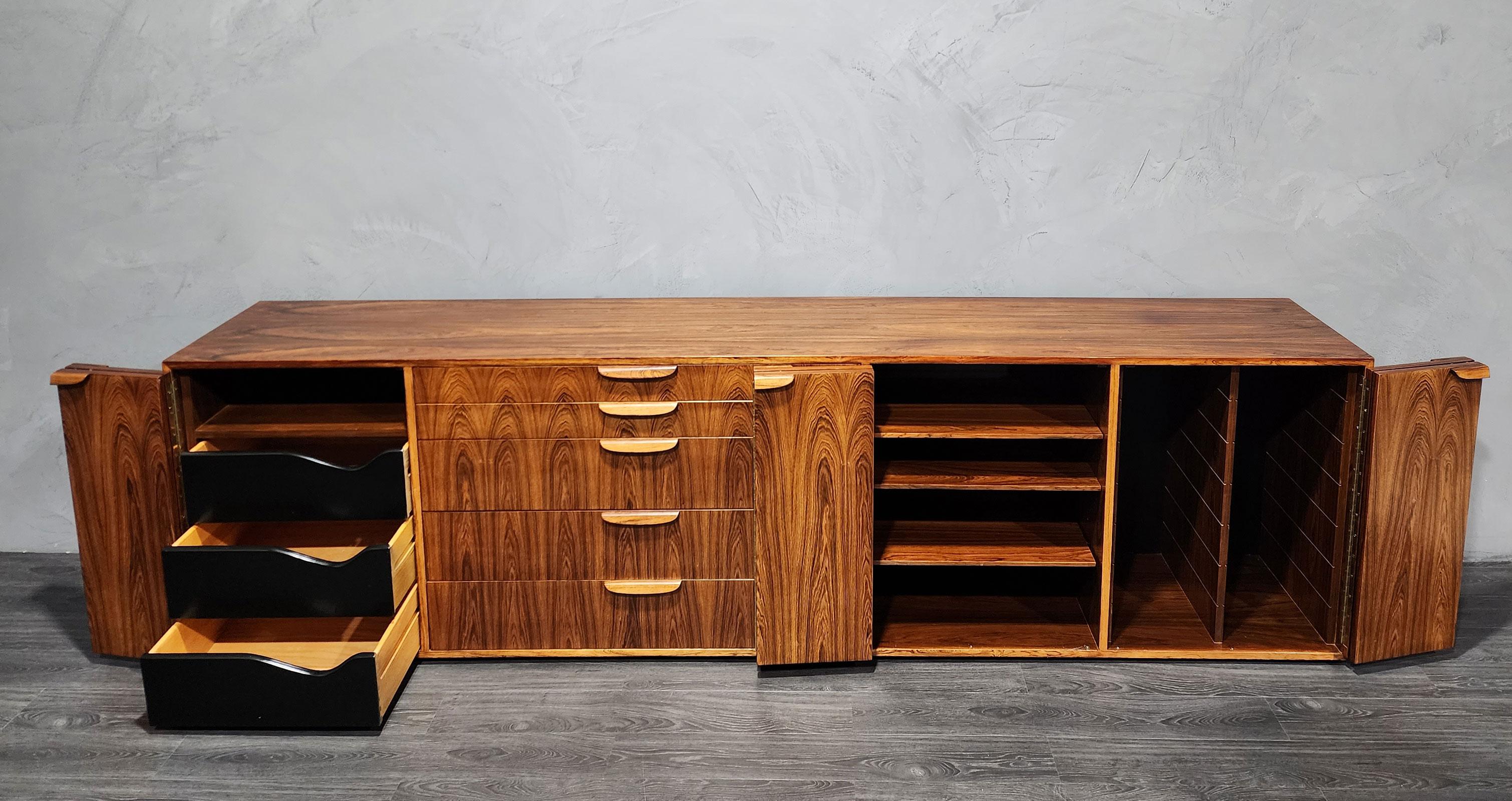 Large Harvey Probber Sideboard in Rosewood For Sale 3