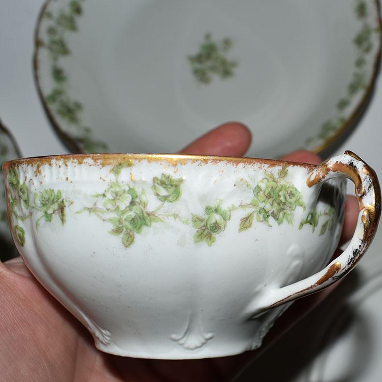 Large Haviland Limoges Porcelain Tableware Set France 54 Pieces 1800s In Good Condition In Oklahoma City, OK
