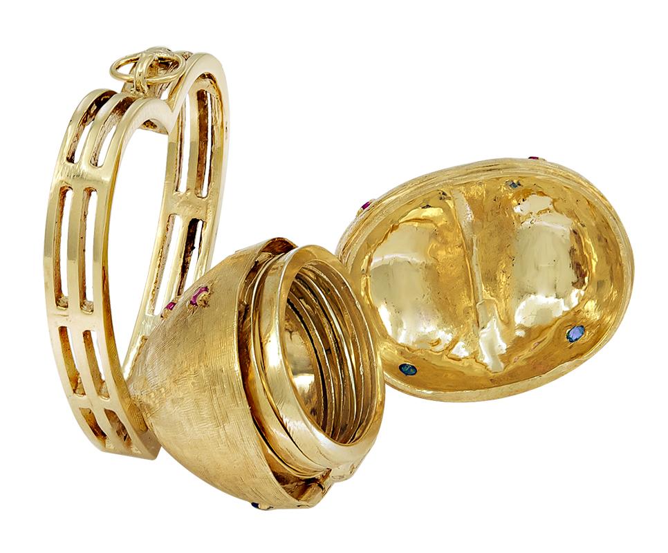 Women's or Men's Large Heart Gemset Gold Locket for 6 Pictures