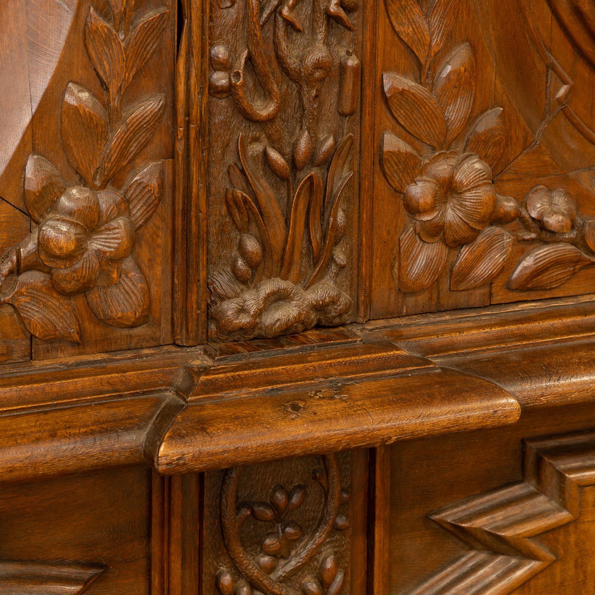 Large Heavily Carved Oak Armoire With Wrangel Family Crest, Sweden circa 1740-80 For Sale 8