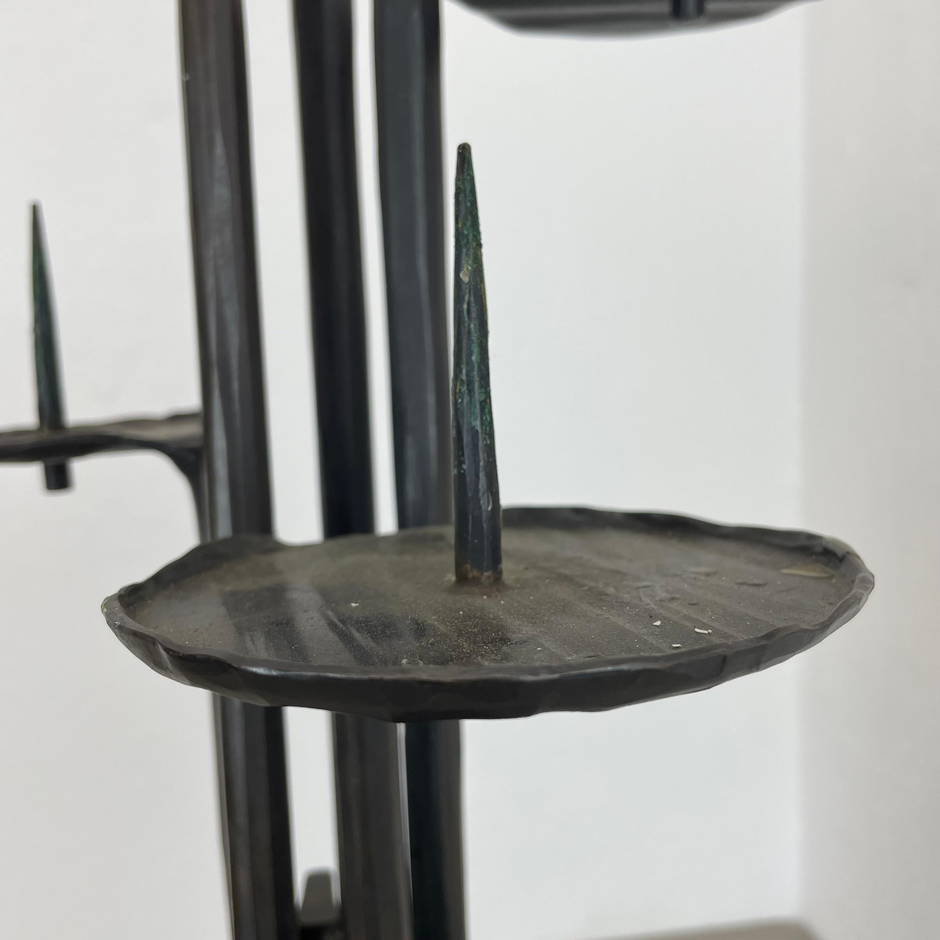Großer schwerer 78 cm Brutalistischer Bronze-Kerzenhalter Manfred Bergmeister, Deutschland 1970 im Angebot 11
