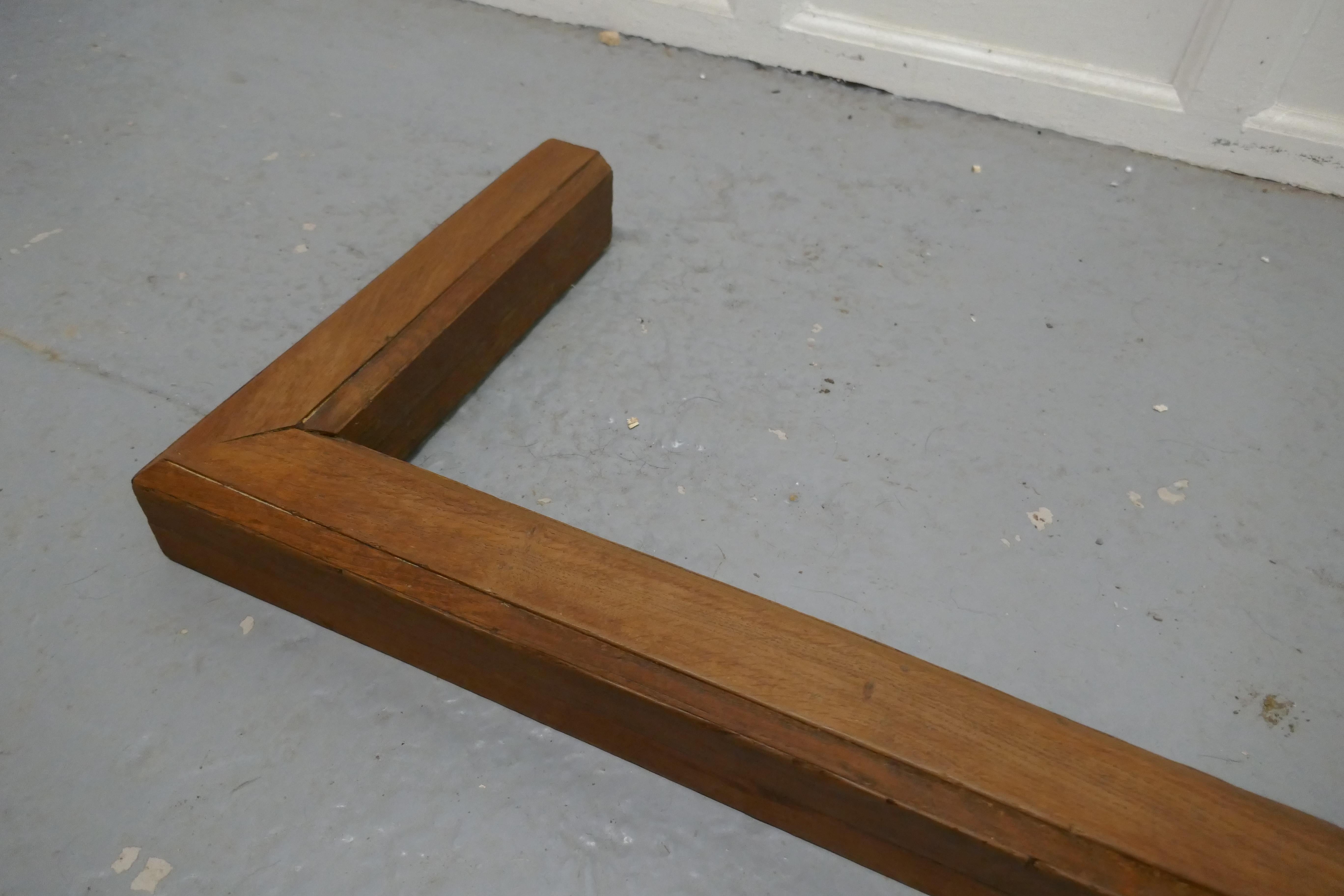 Gran defensa pesada de roble Arts & Crafts en venta 1