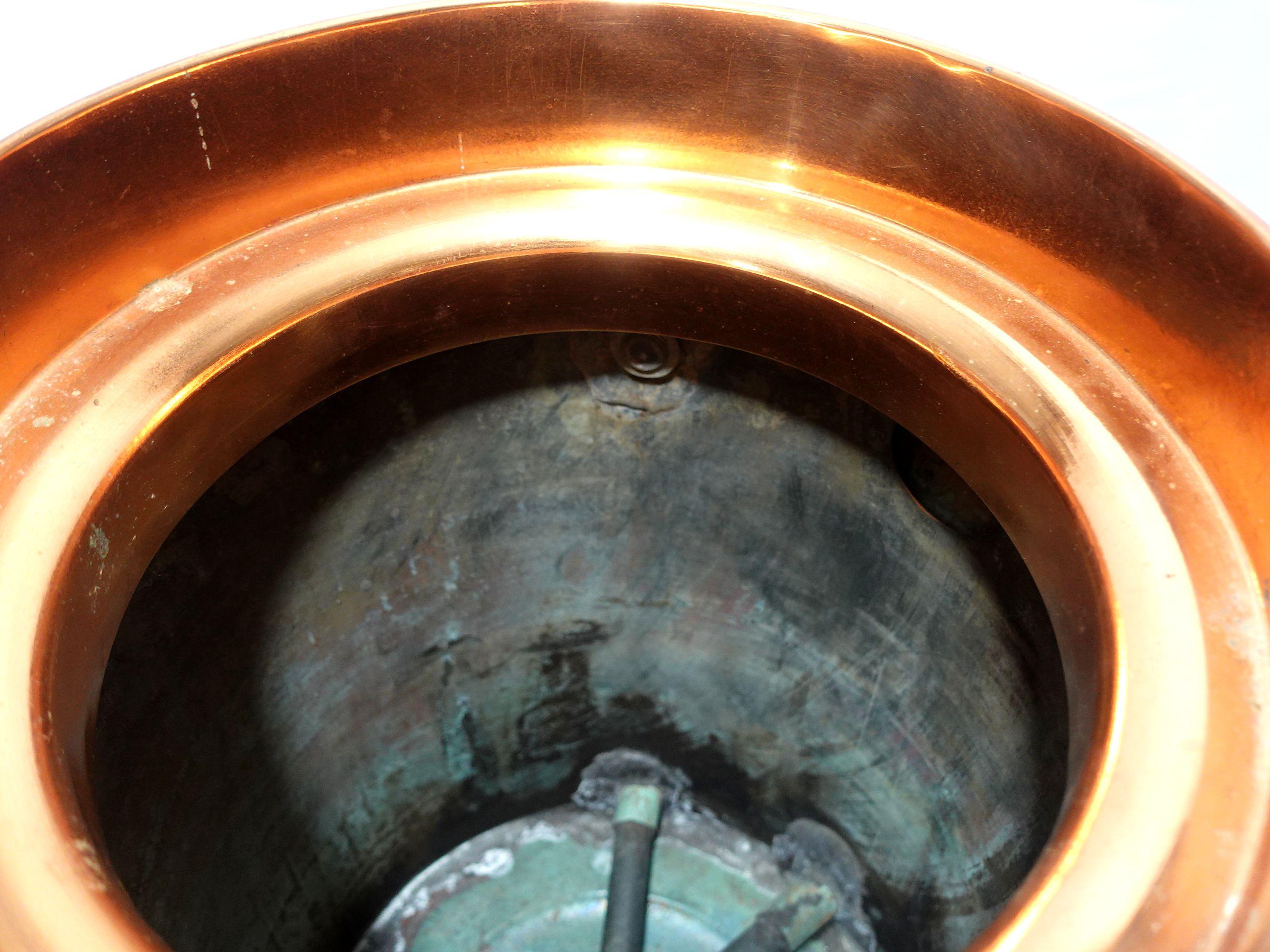Antiquités 1900 - Urne à eau chaude/café en laiton et cuivre, grande et lourde, avec étiquette en laiton en vente 8