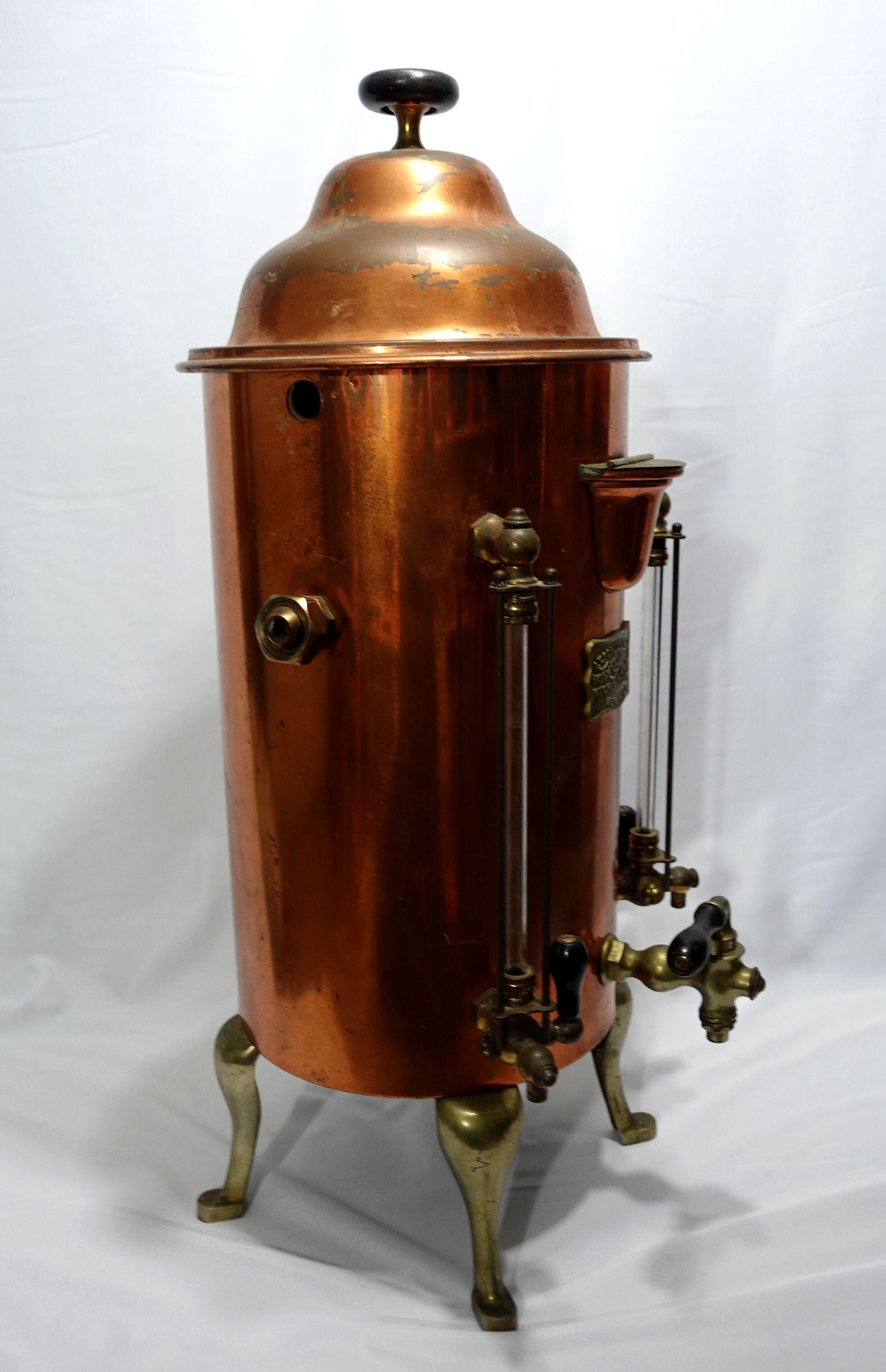 Antiquités 1900 - Urne à eau chaude/café en laiton et cuivre, grande et lourde, avec étiquette en laiton en vente 2
