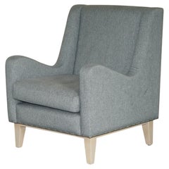 LARGE HEAVY CONTEMPORARY DESiGNER GREY UPHOLSTERED ARMCHAIR VERY COMFORTABLE