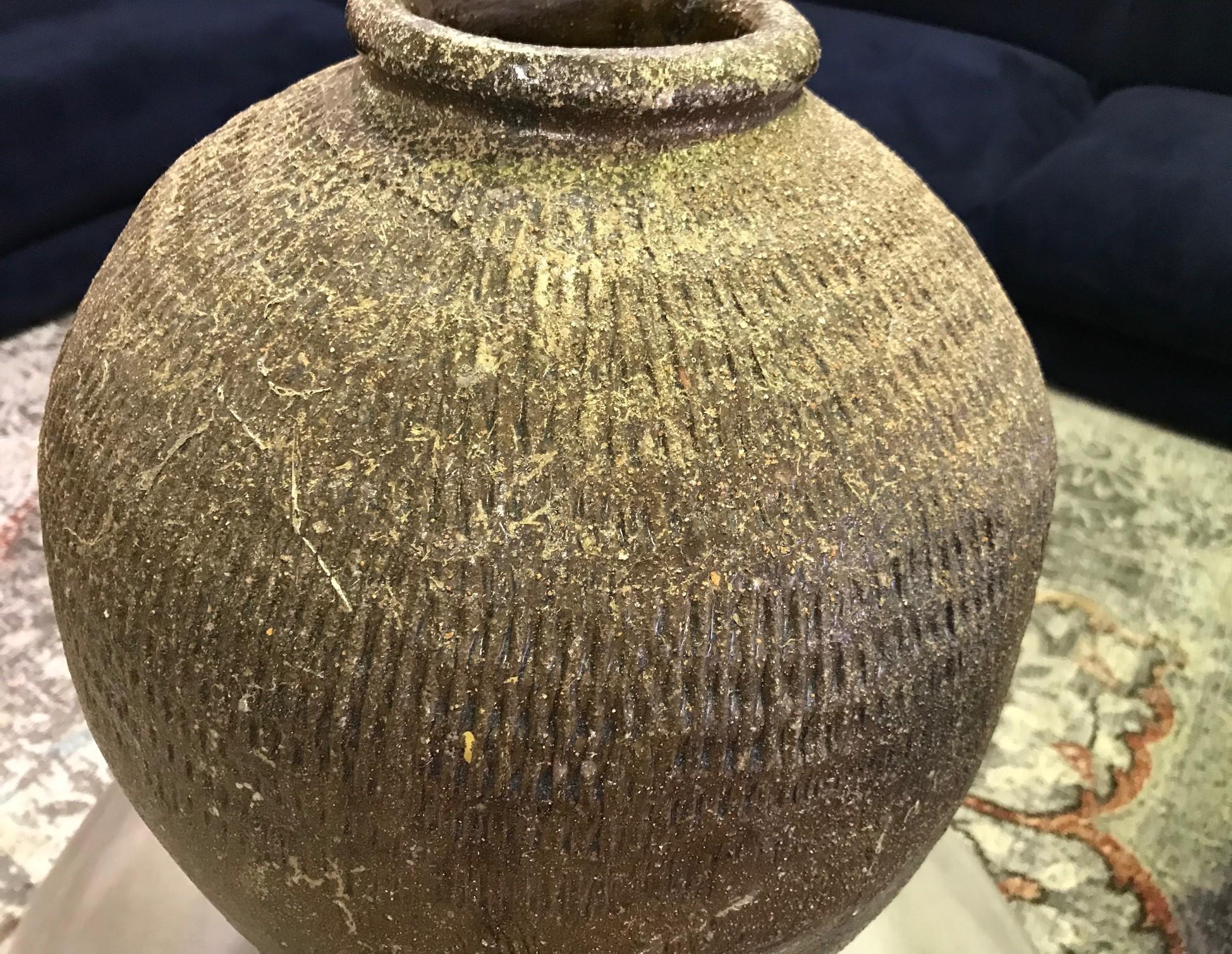 Large Heavy Earthenware Pottery Vase Pot Jar In Good Condition In Studio City, CA
