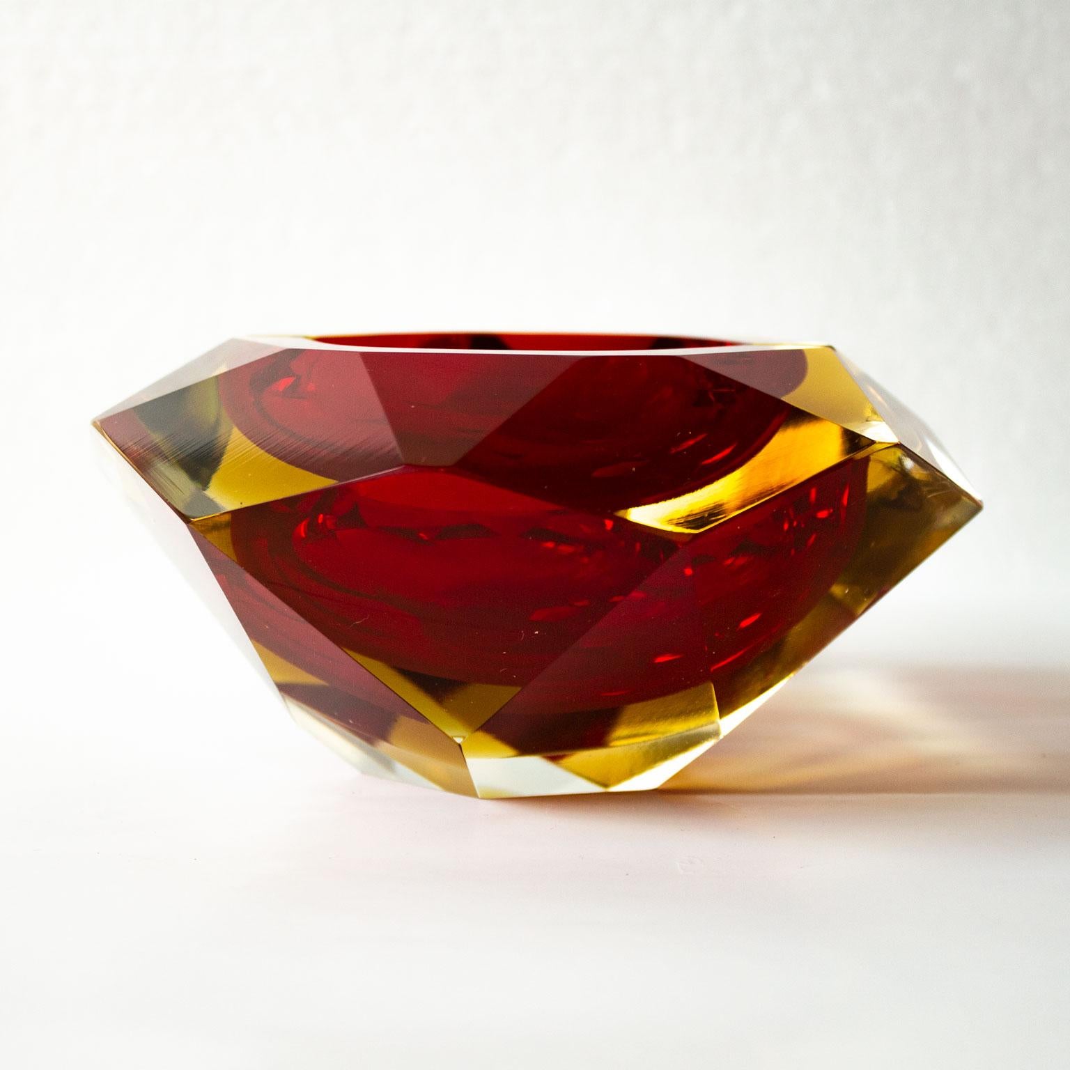 Italian Large, Heavy Flavio Poli Sommerso Murano Ashtray 1950s Faceted Red Blue Glass For Sale