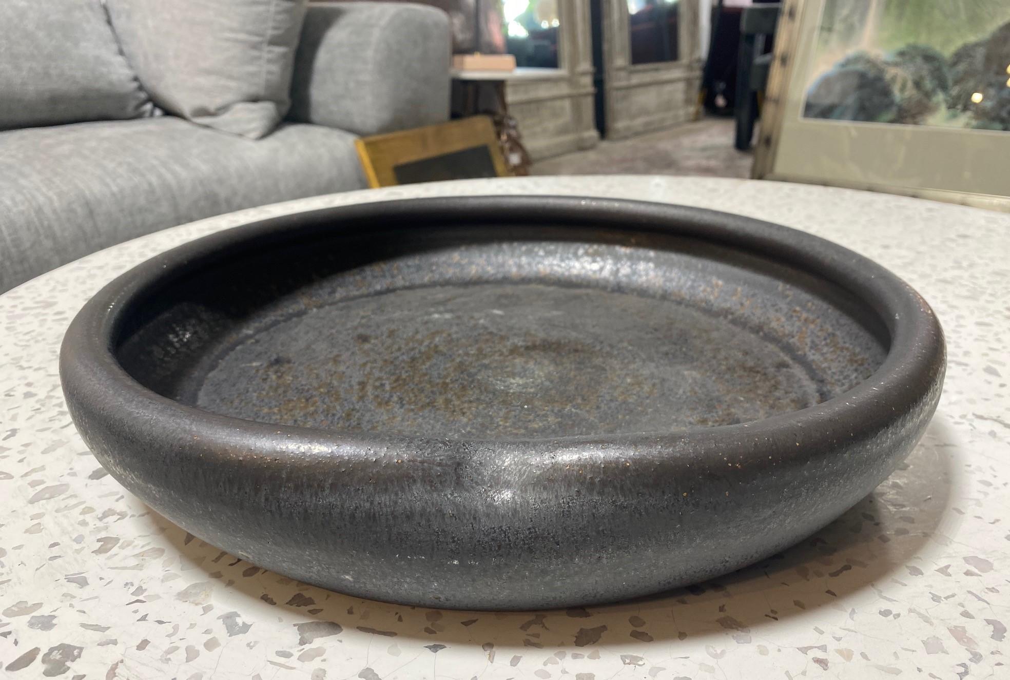 Large Heavy Mid-Century Modern Signed Glazed Centerpiece Studio Pottery Bowl In Good Condition In Studio City, CA