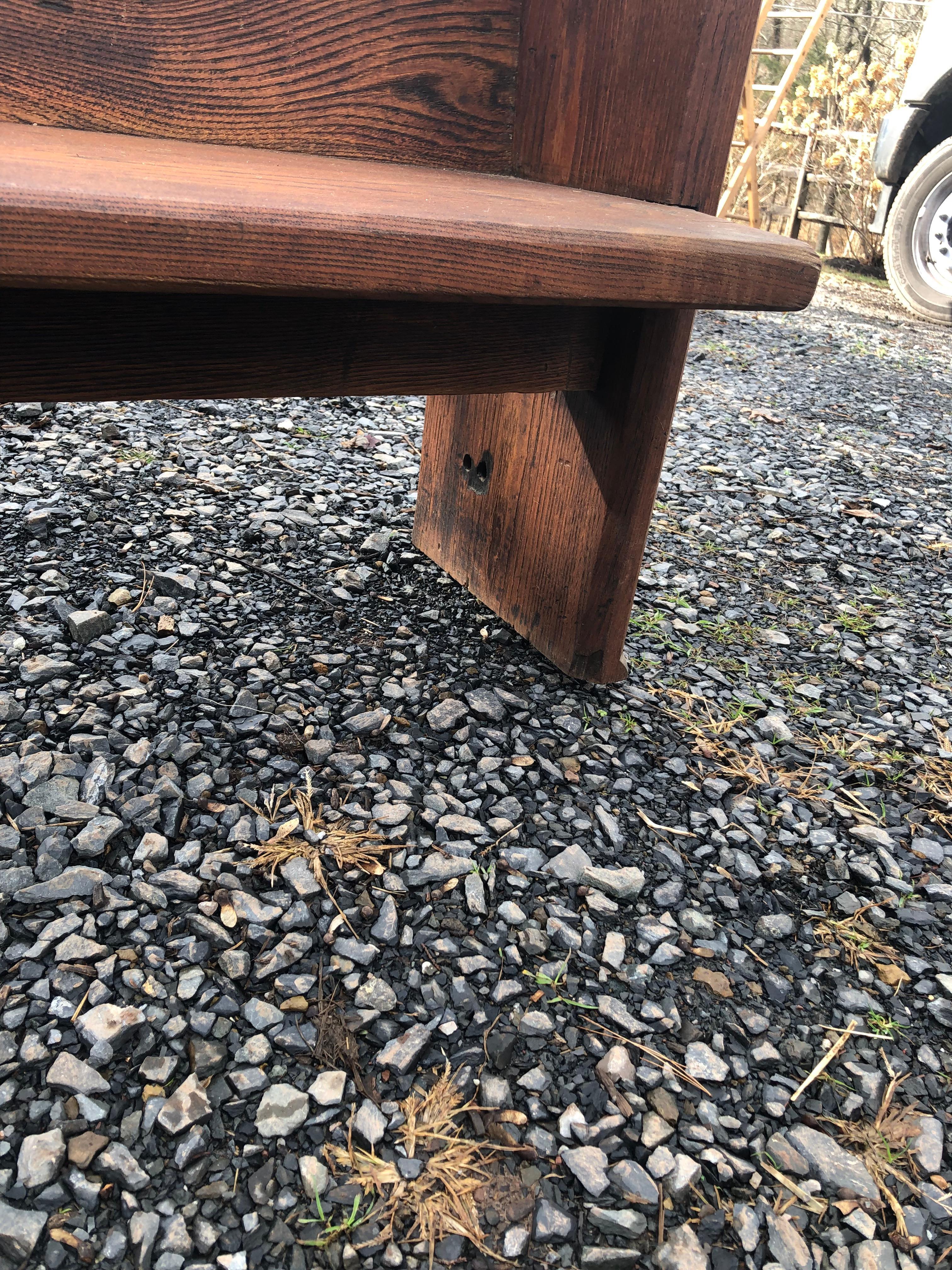 Große schwere Vintage Church Pew Bench aus Eiche (Rustikal) im Angebot